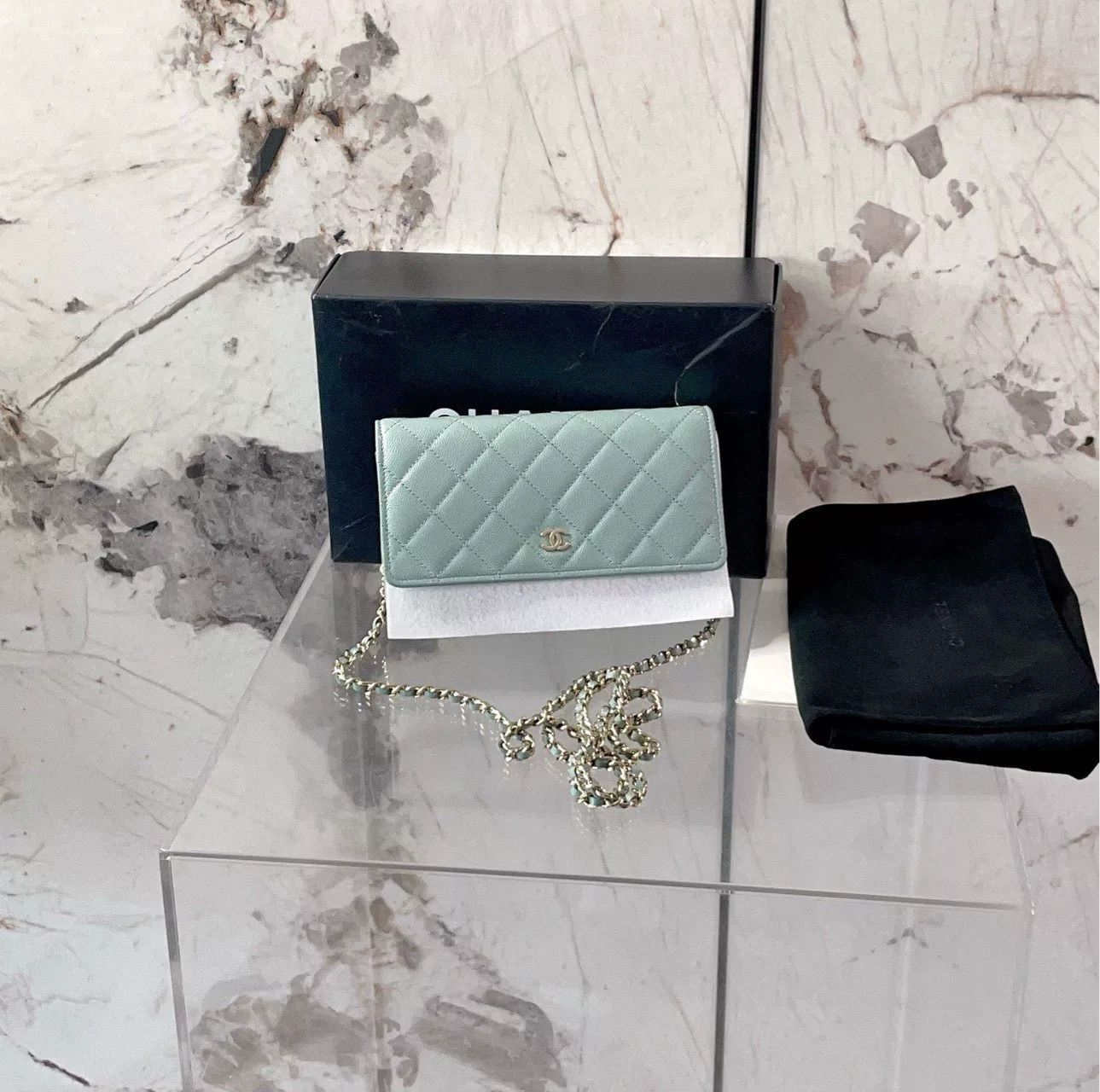 Chanel Pre-loved Bag Very good condition Size ONE SIZE - 1 Thumbnail