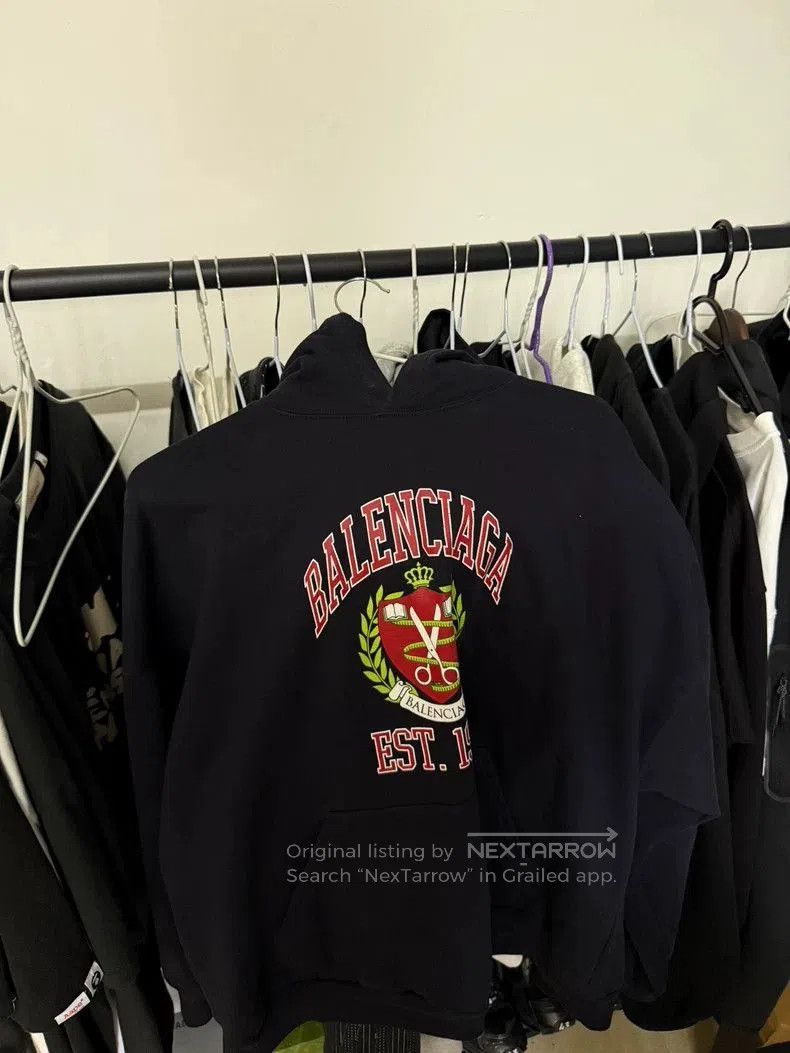 Balenciaga Balenciaga Black Hoodie EST.1917. Size US S / EU 44-46 / 1 - 2 Thumbnail