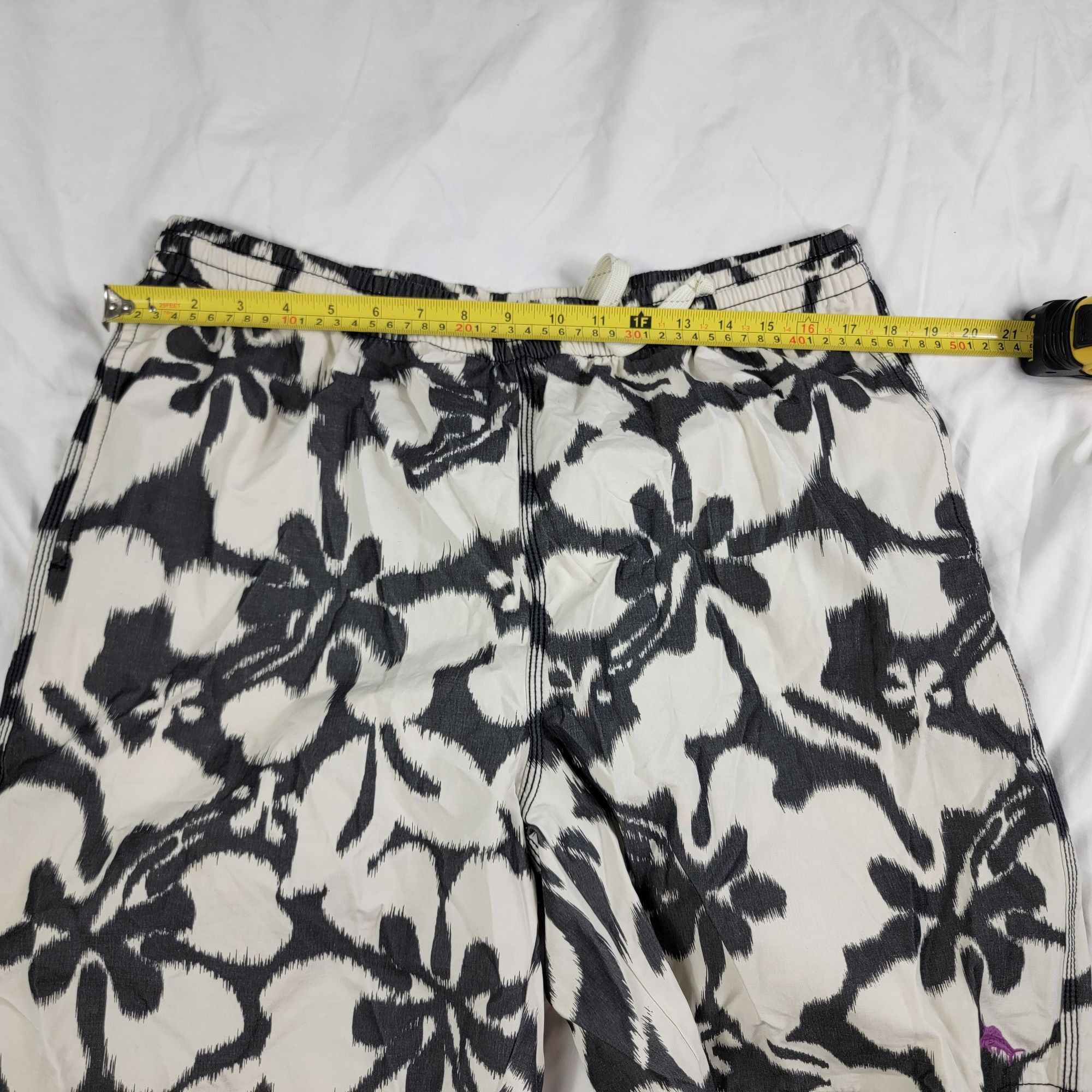 Tommy Bahama Tommy Bahama Relax Mens Large White Black Floral Swim Trunks Size US 42 / EU 58 - 7 Thumbnail