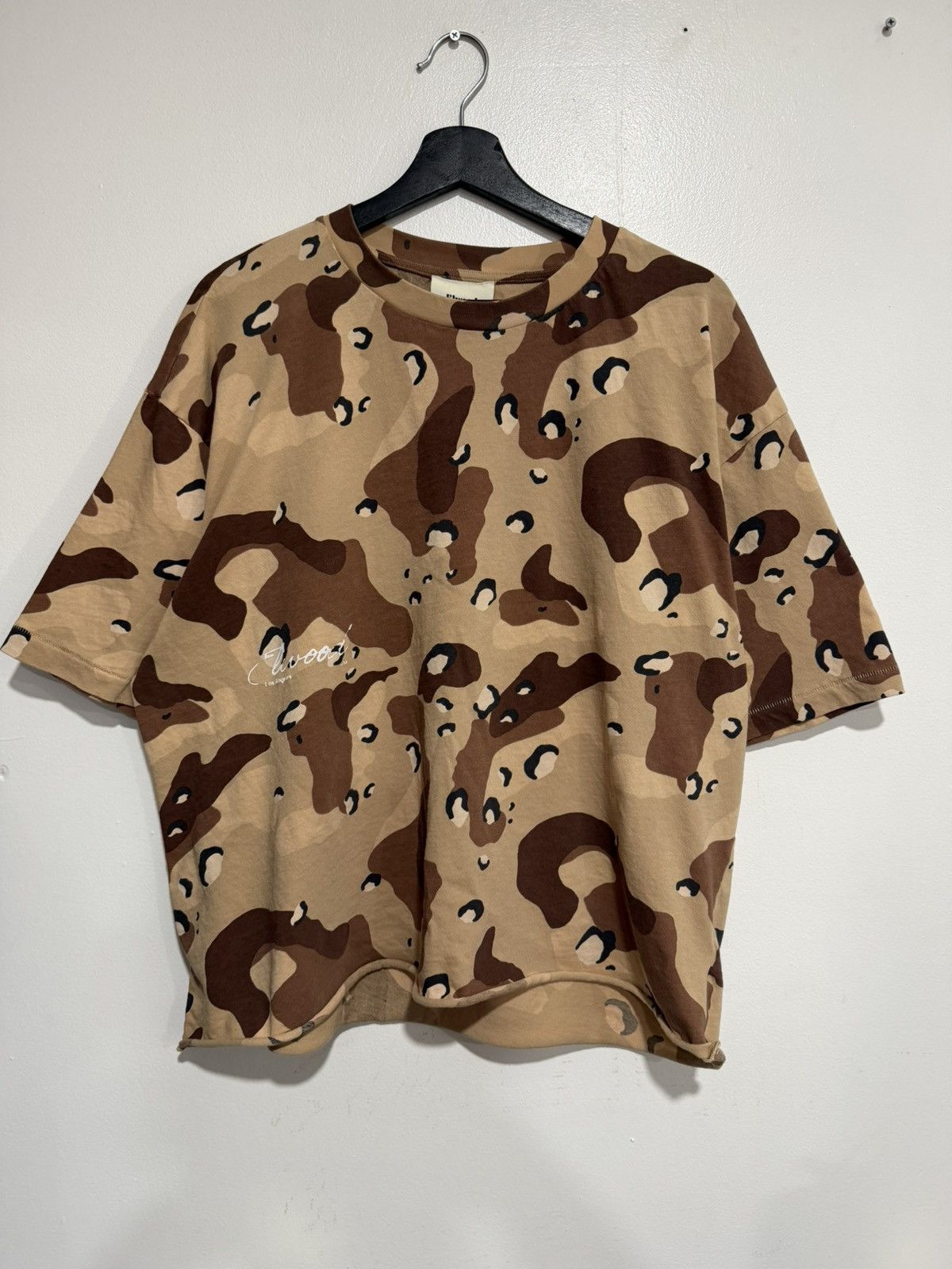 Elwood Elwood Oversized Crop Desert Camo Shirt Size US XL / EU 56 / 4 - 1 Thumbnail