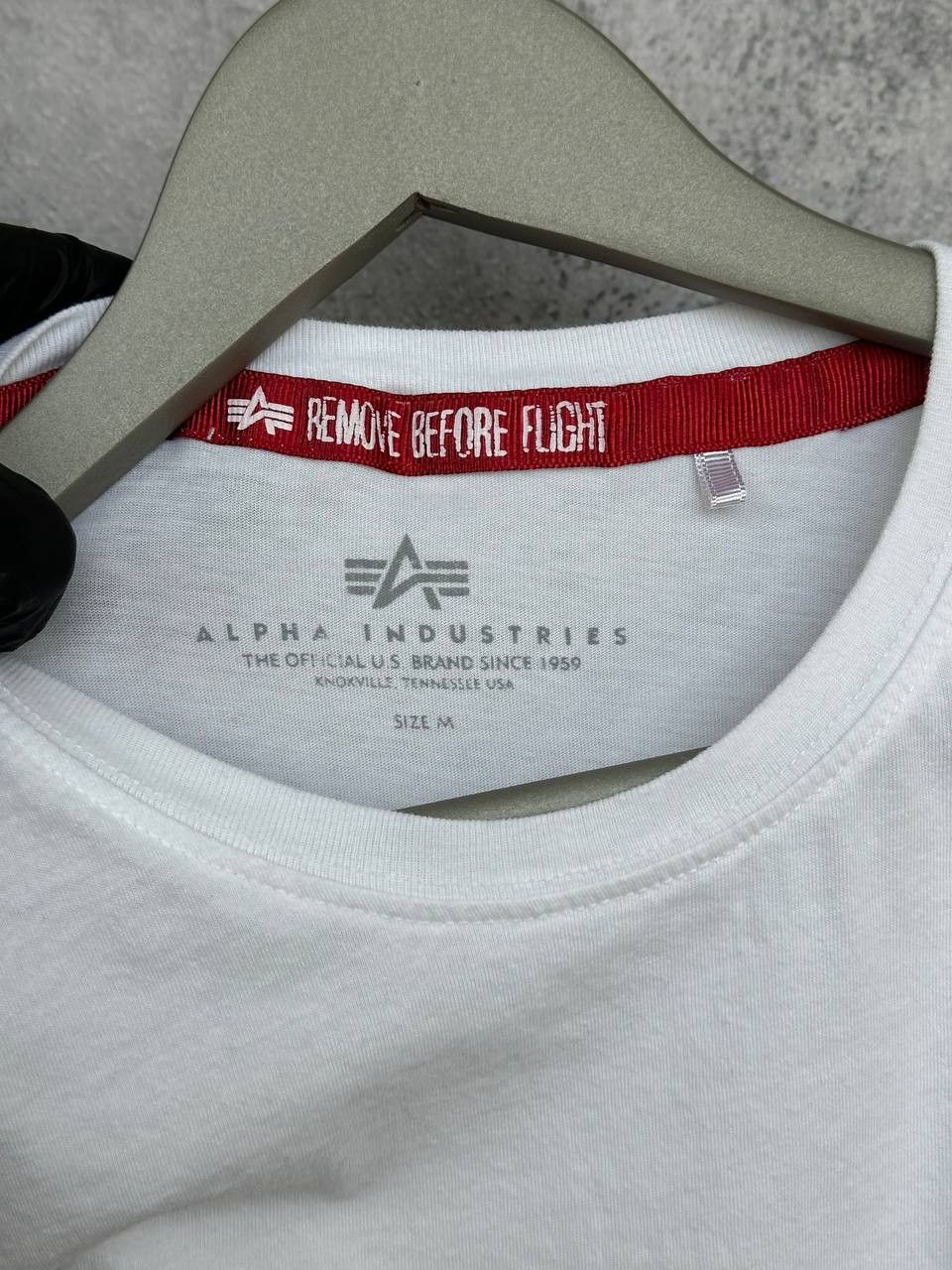 Alpha Industries Alpha Industries NASA Logo Patch T-Shirt White Tee Size US M / EU 48-50 / 2 - 10 Thumbnail