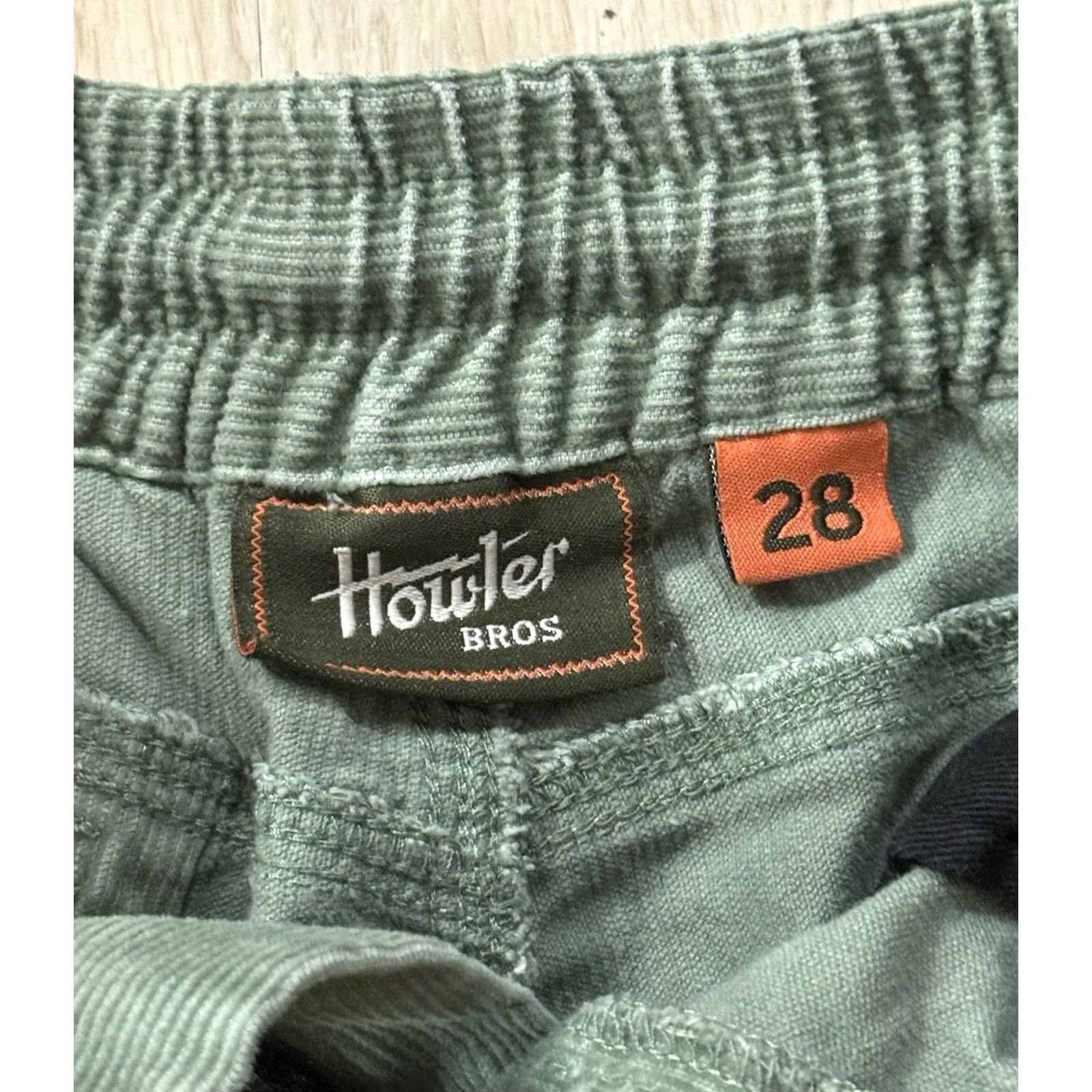 Howler Brothers Howler Brothers Pressure Drop Corduroy 6.5” Shorts Size 28 Surf Western Gaucho Mens Green Size US 28 / EU 44 - 7 Thumbnail