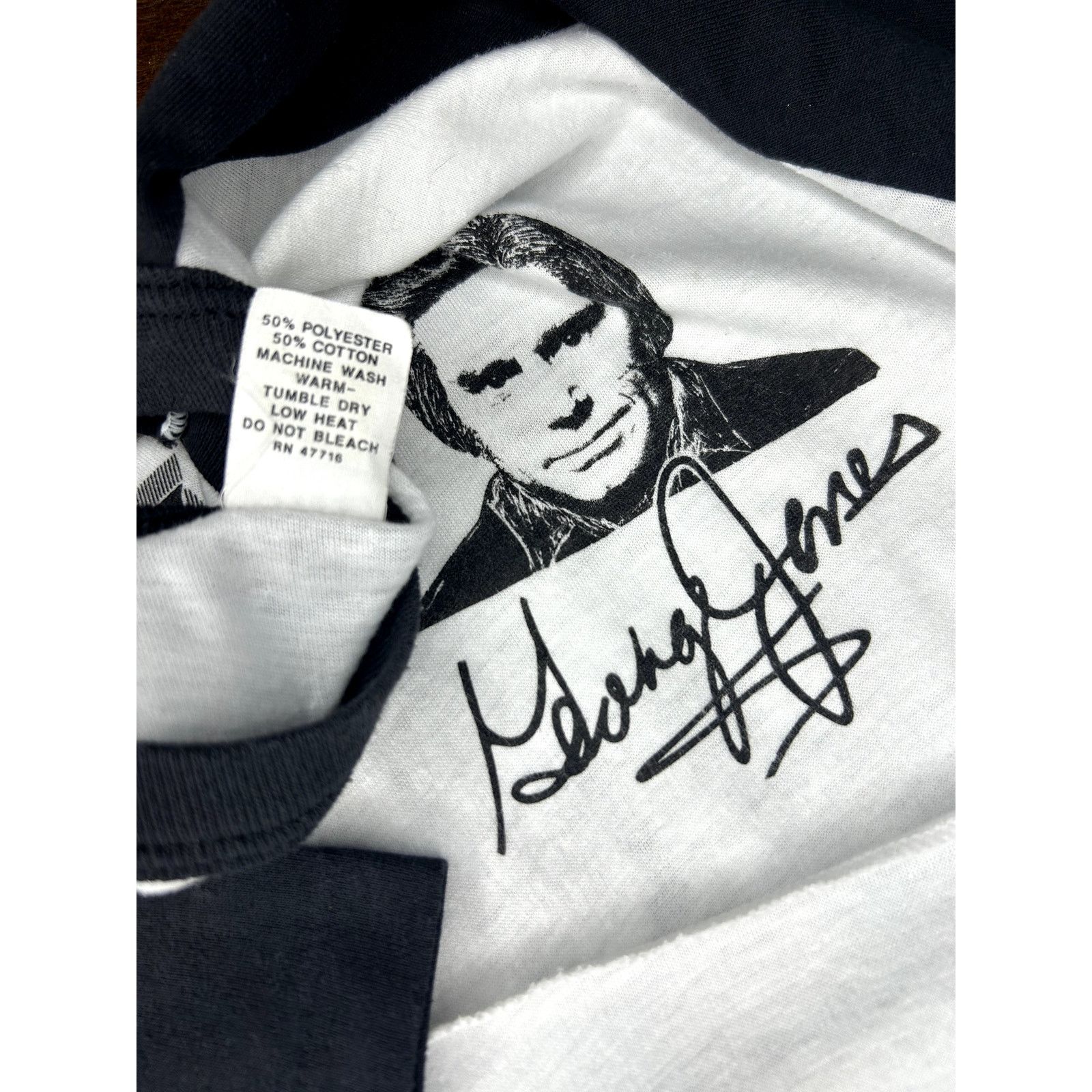 Vintage VTG '87 George Jones The Legend Goes On Tour Shirt Rare Sz L Size US L / EU 52-54 / 3 - 11 Thumbnail