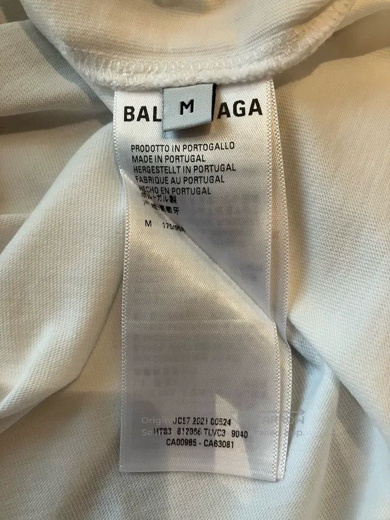 Balenciaga Balenciaga Valentine's Day limited edition heart logo embr Size US M / EU 48-50 / 2 - 5 Thumbnail