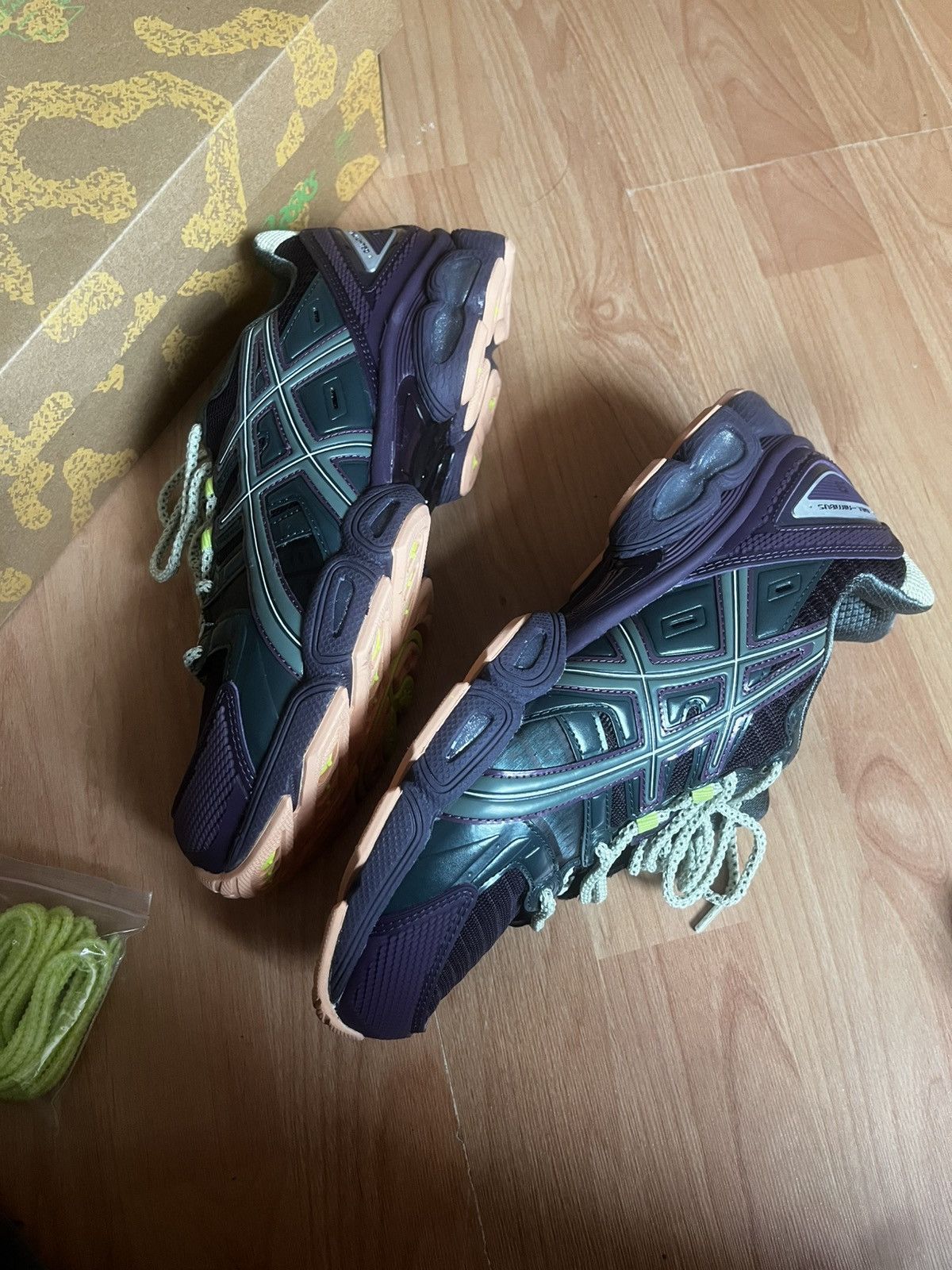 Asics × Brain Dead ASICS GEL NIMBUS 9 Size US 11 / EU 44 - 4 Thumbnail