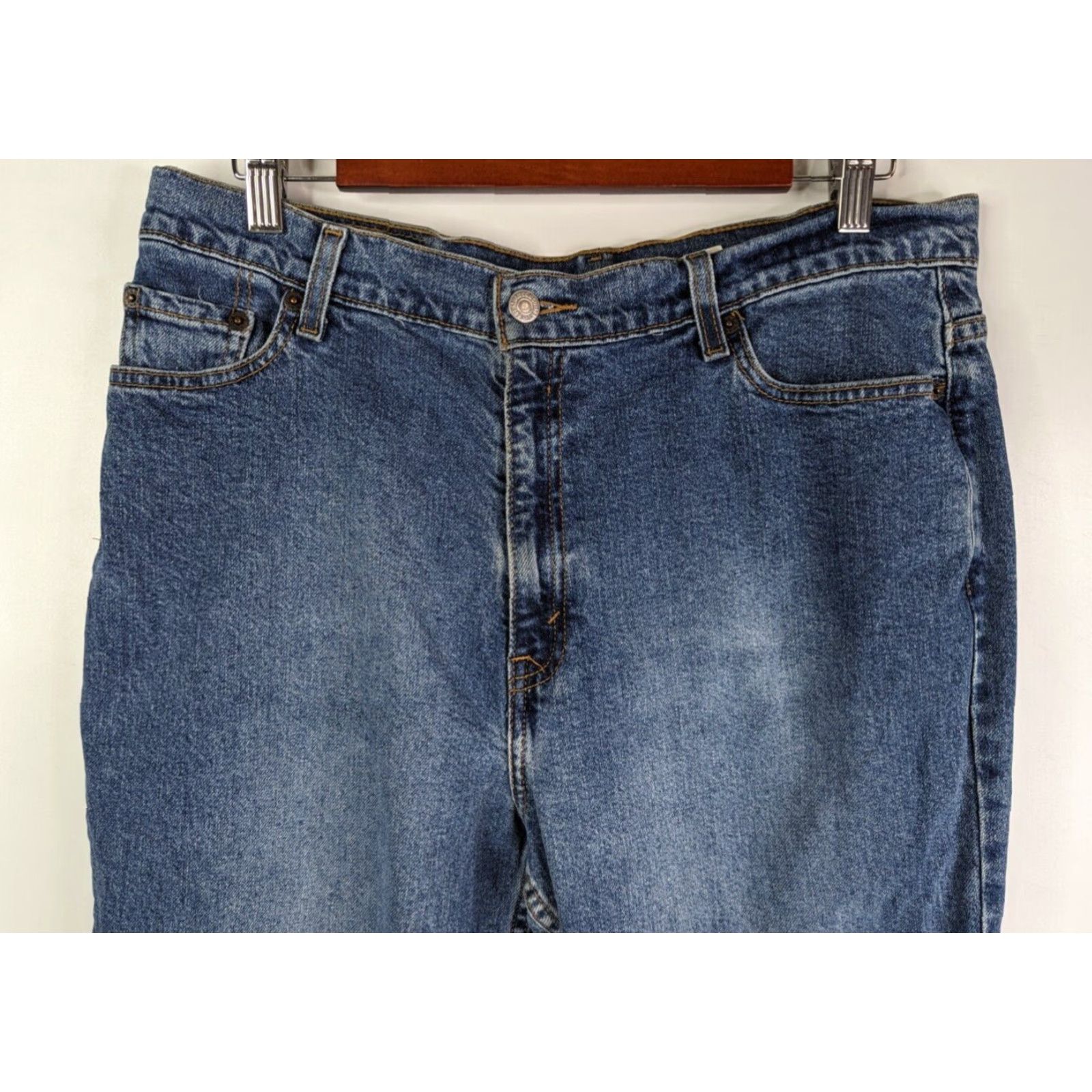 Levi's VINTAGE Levis Jeans 512 Slim Fit Tapered Leg Womens 14 MIS S Made in USA 2000's Blue Denim 5 Pocket Red Tab Womens Jeans Size 36" / US 14 / IT 50 - 2 Thumbnail
