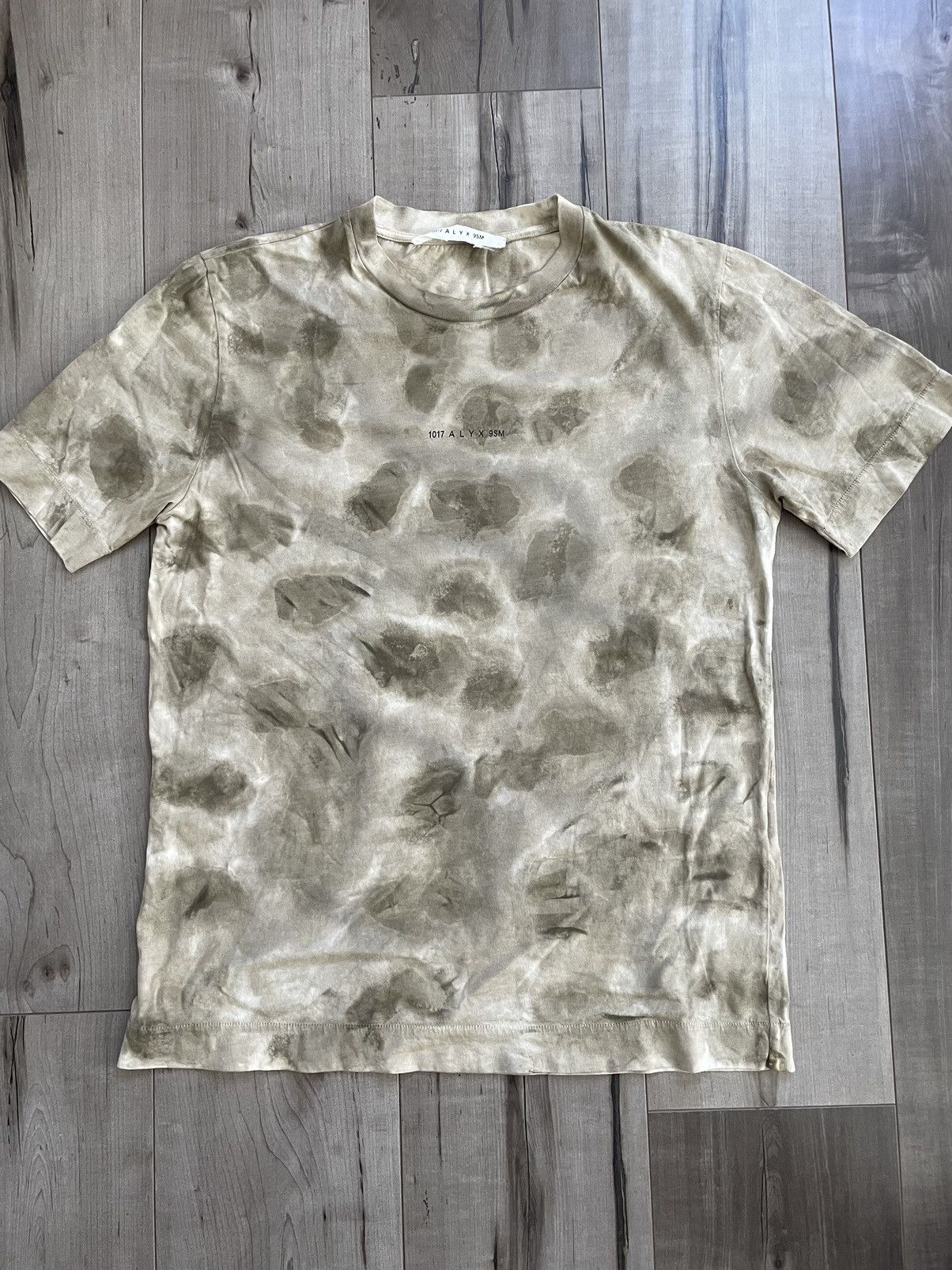 1017 ALYX 9SM 1017 ALYX 9SM Circle Logo T shirt Size US M / EU 48-50 / 2 - 1 Thumbnail