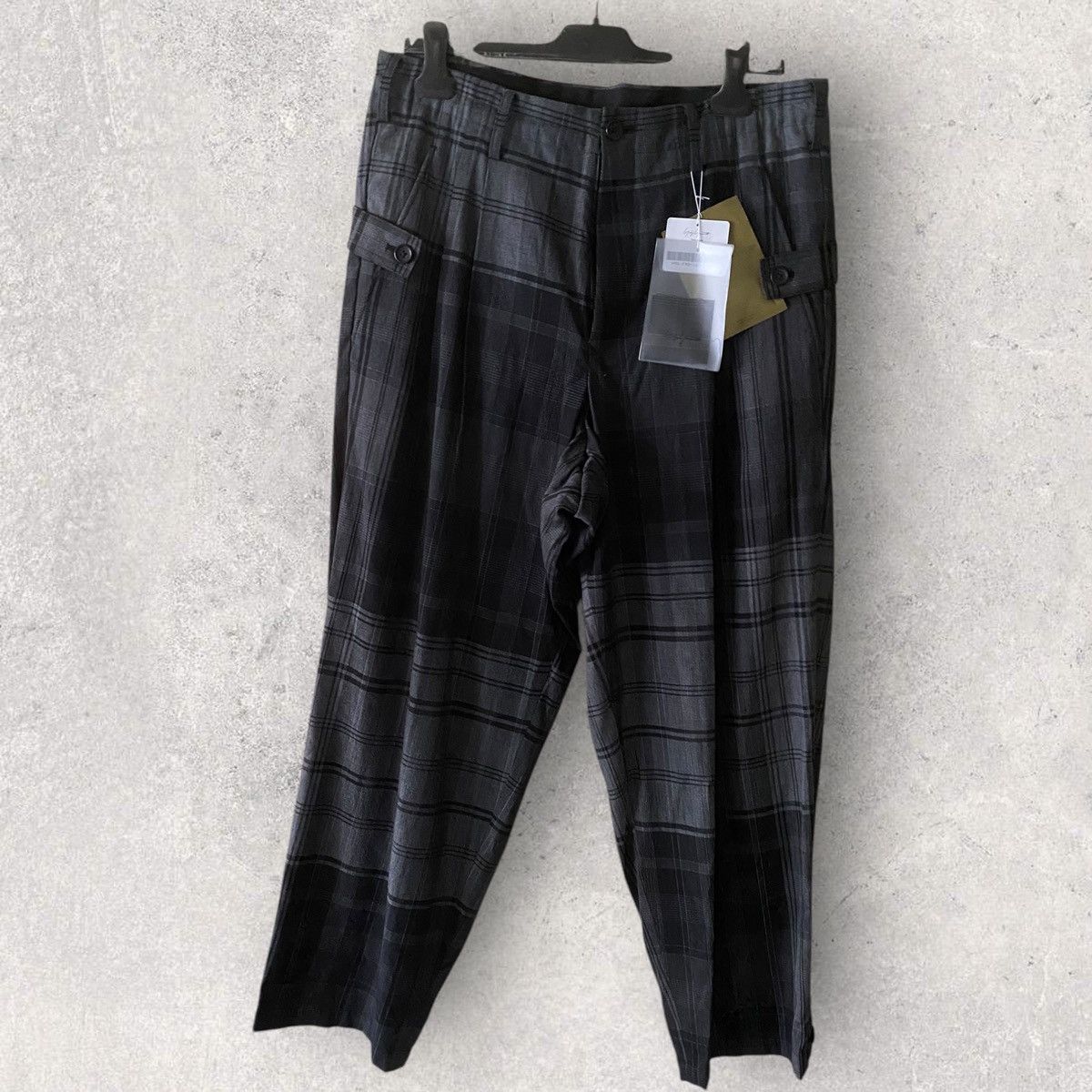 Yohji Yamamoto NWT S/S24 Grey Plaid Linen/Rayon Tab Pants Size US 32 / EU 48 - 2 Thumbnail