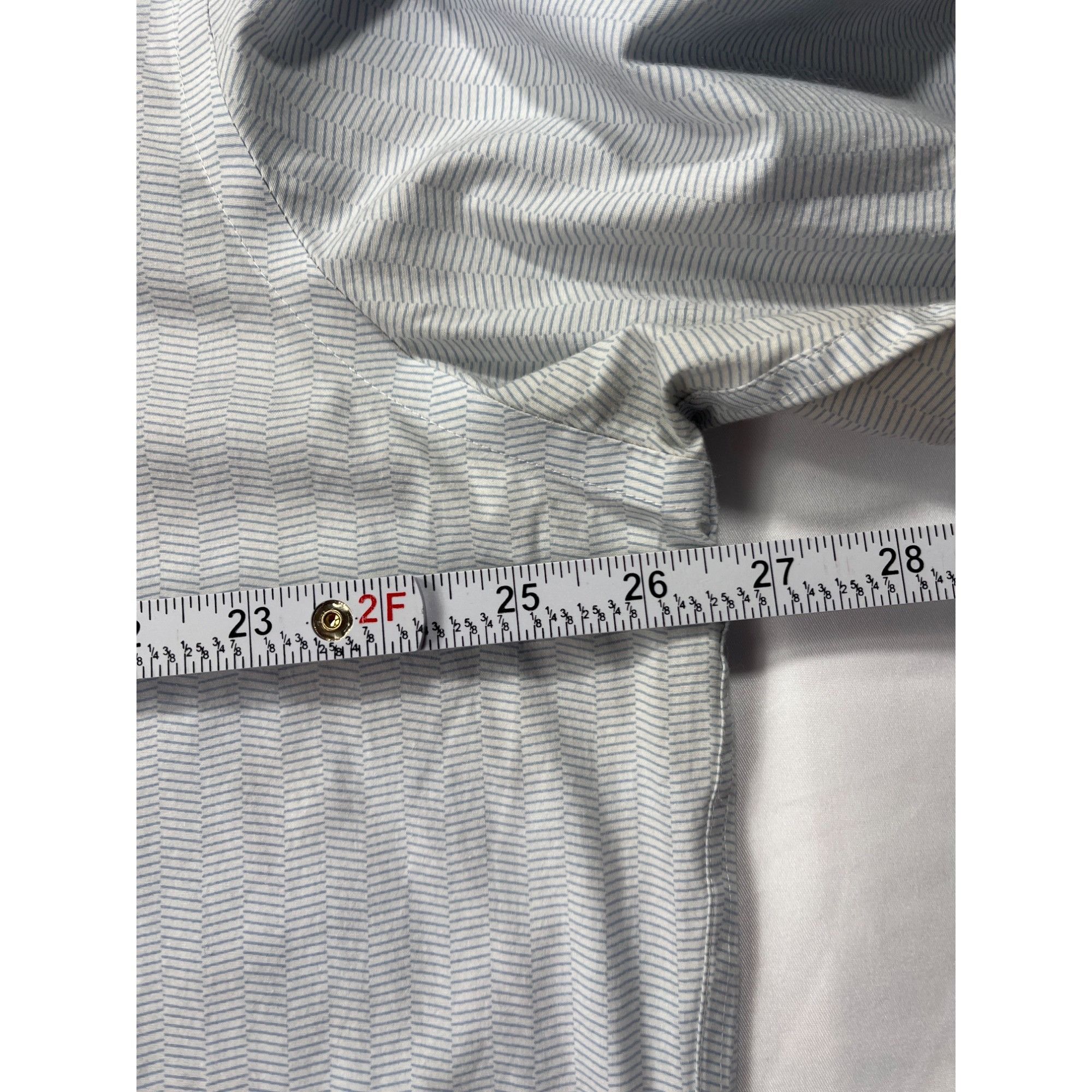 Calvin Klein Calvin Klein Mens Blue BUtton Up shirt Size 2XL SKU 7109 Size US XXL / EU 58 / 5 - 4 Thumbnail