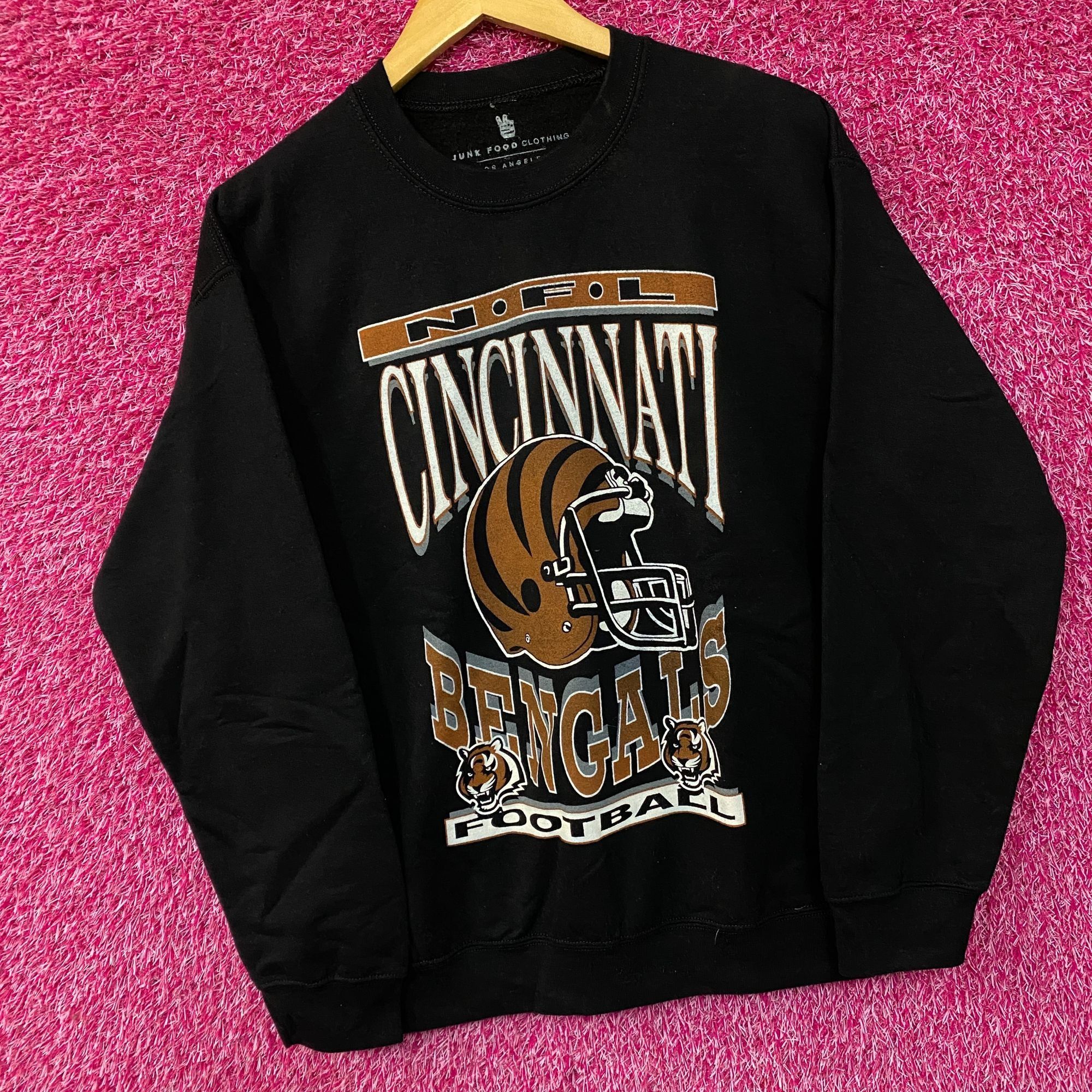 Junk Food Cincinnati Bengals NFL Helmet Logo Crewneck Sweatshirt Small Size US S / EU 44-46 / 1 - 3 Thumbnail