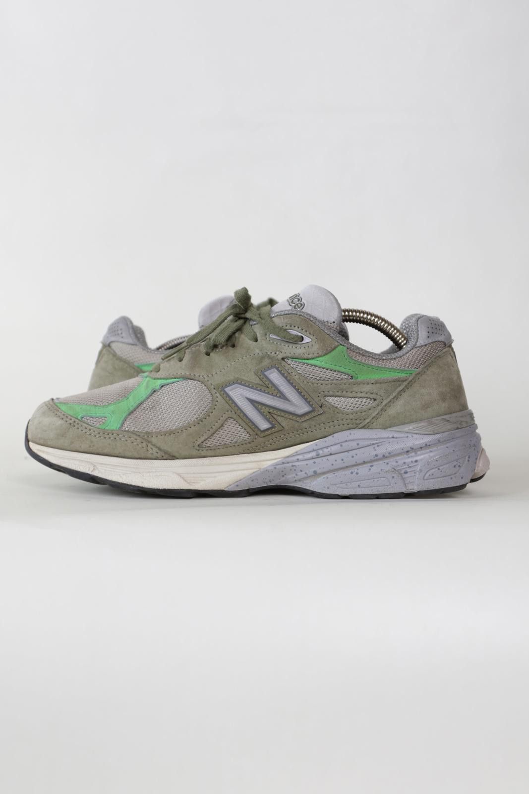 New Balance 2022' New Balance x Patta Keep Your Family Close Sneakers Size US 9.5 / EU 42-43 - 5 Thumbnail