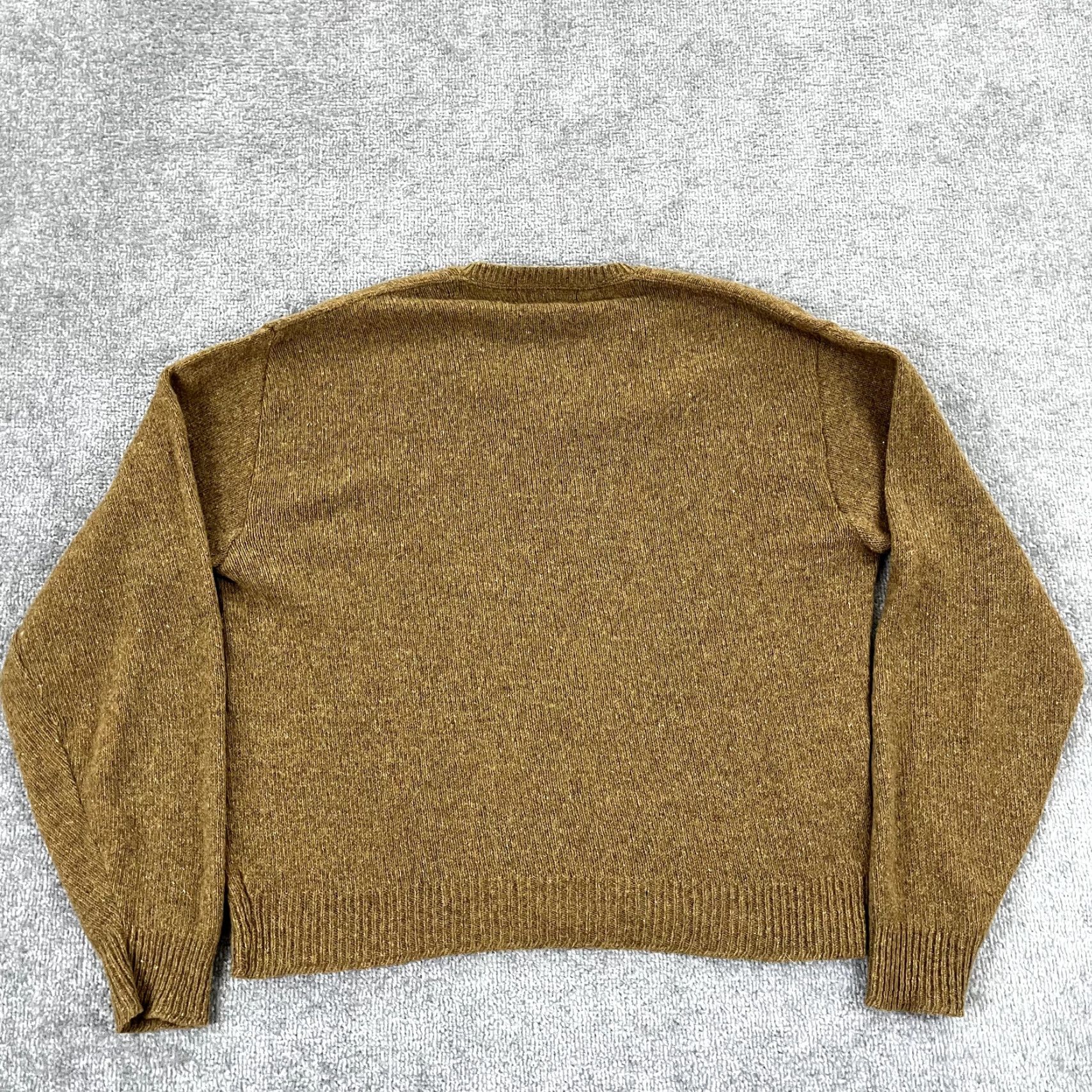 Vintage SCOTTISH ISLE Mens Sweater Large Brown Lambswool Knit Pullover N-Neck Jumper L/S Size US L / EU 52-54 / 3 - 6 Thumbnail