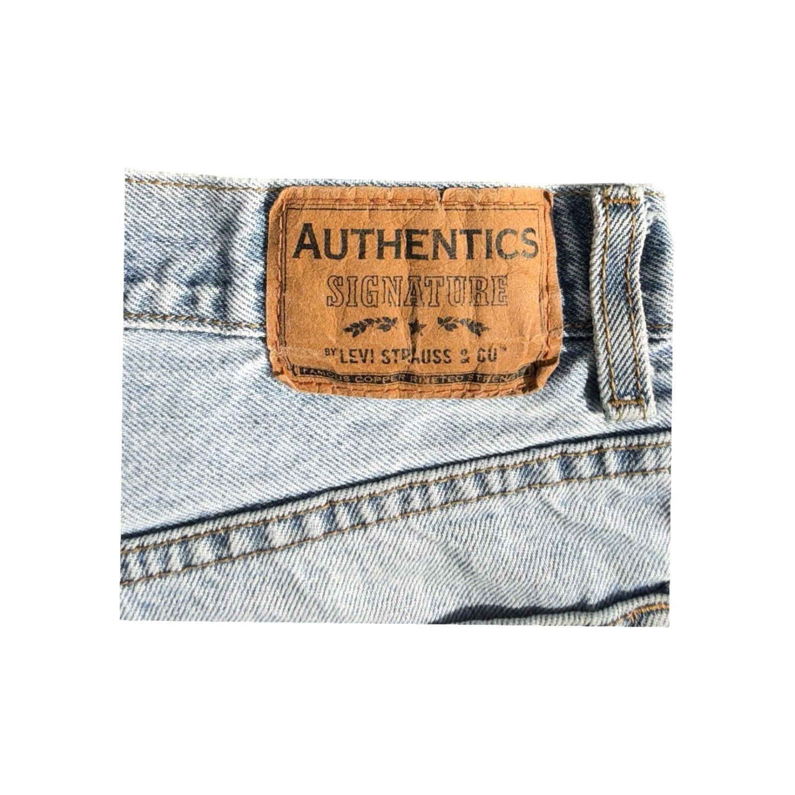 Levi's VINTAGE Levi's Jeans Light Wash Denim 34x30 Men Regular Size 34 Inseam 30 Straight Blue Size US 34 / EU 50 - 4 Thumbnail