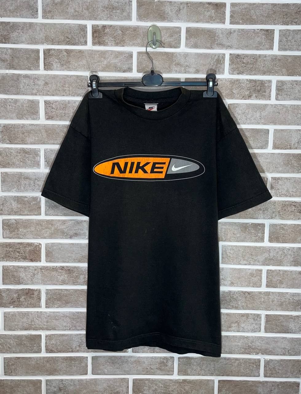 Nike × Vintage Vintage Nike 90s Swoosh center Logo T-Shirt cool Size US L / EU 52-54 / 3 - 1 Thumbnail