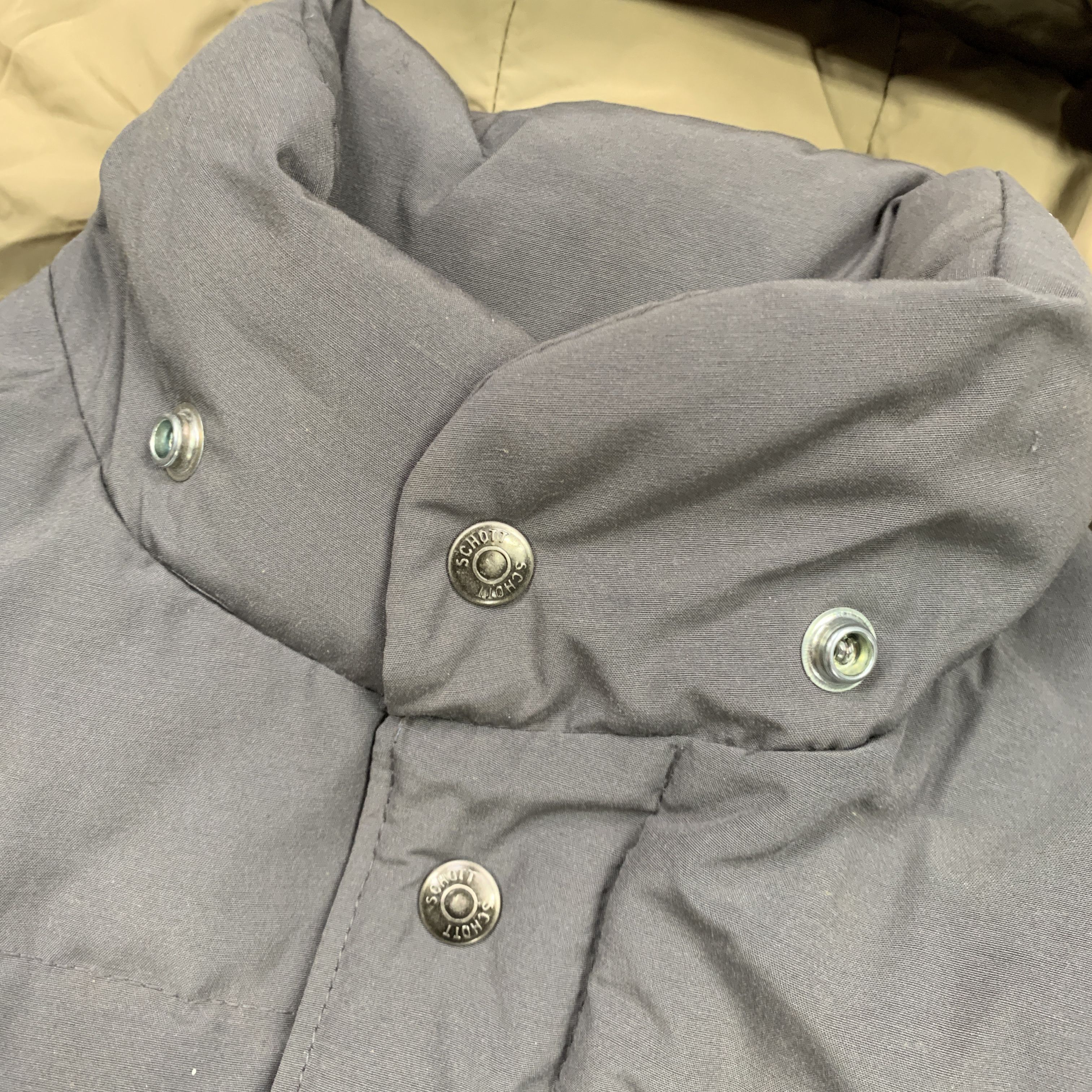 Schott 80s-90s Cropped Puffer / Down Jacket Size US M / EU 48-50 / 2 - 5 Thumbnail