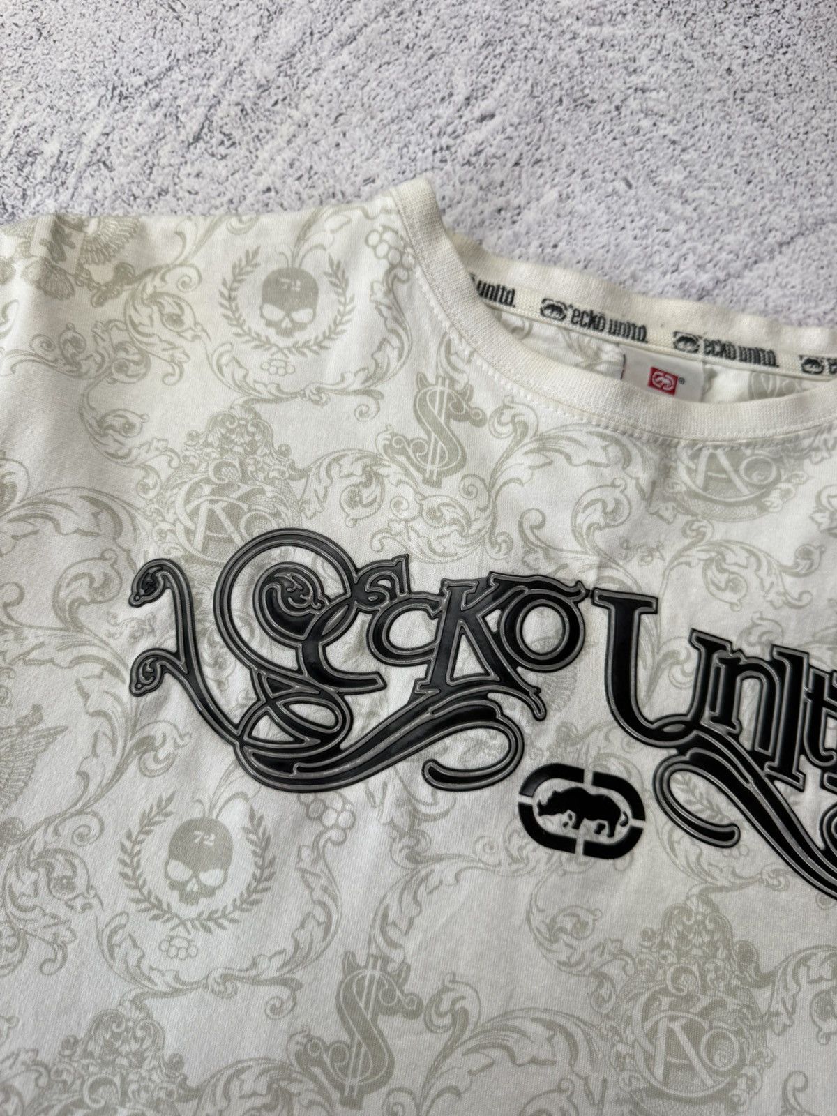 Ecko Unltd. Vintage Ecko Unltd Monogram Big Logo Y2K Shirt Size US M / EU 48-50 / 2 - 9 Thumbnail