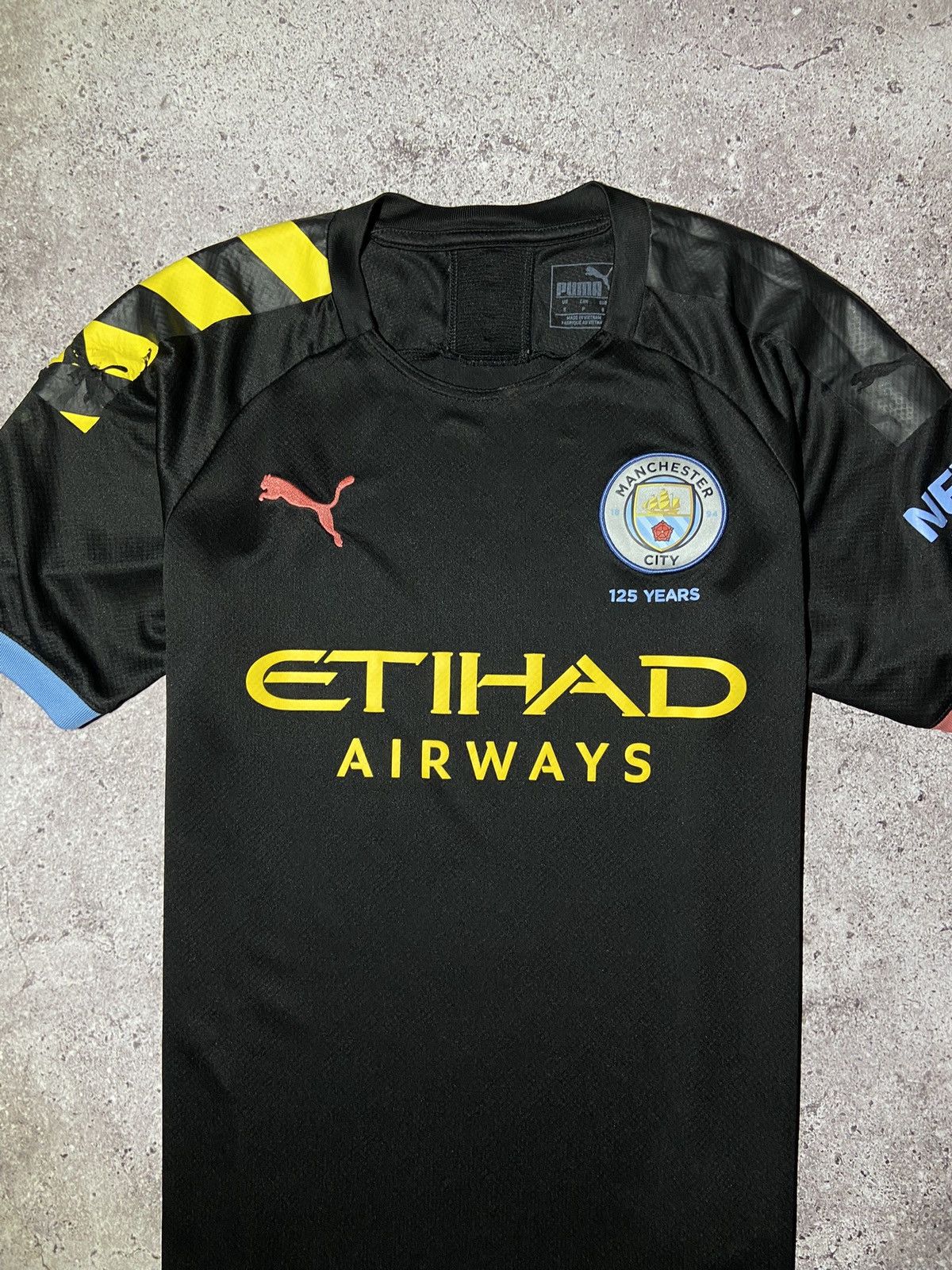 Puma 💥Manchester City 2018 football jersey Puma t-shirt‼️ Size US S / EU 44-46 / 1 - 2 Thumbnail