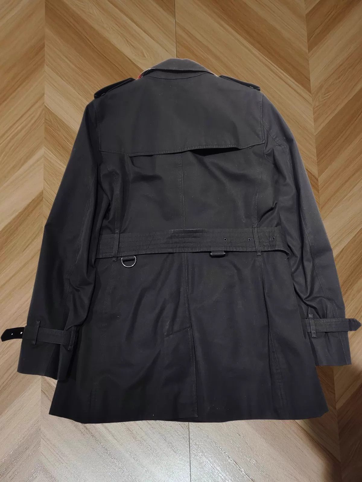 Burberry Burberry Kensington Windbreaker Near New UK8 Size S / US 4 / IT 40 - 2 Thumbnail