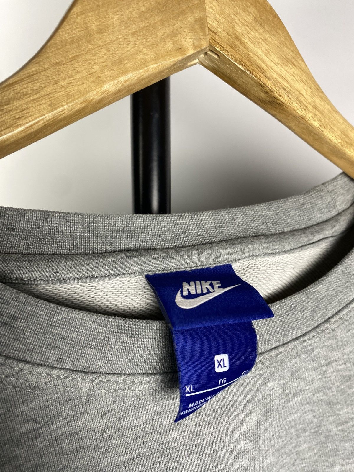Nike × Vintage Vintage Nike Mini Swoosh Embroidery Logo Sweatshirt Size US XL / EU 56 / 4 - 5 Thumbnail