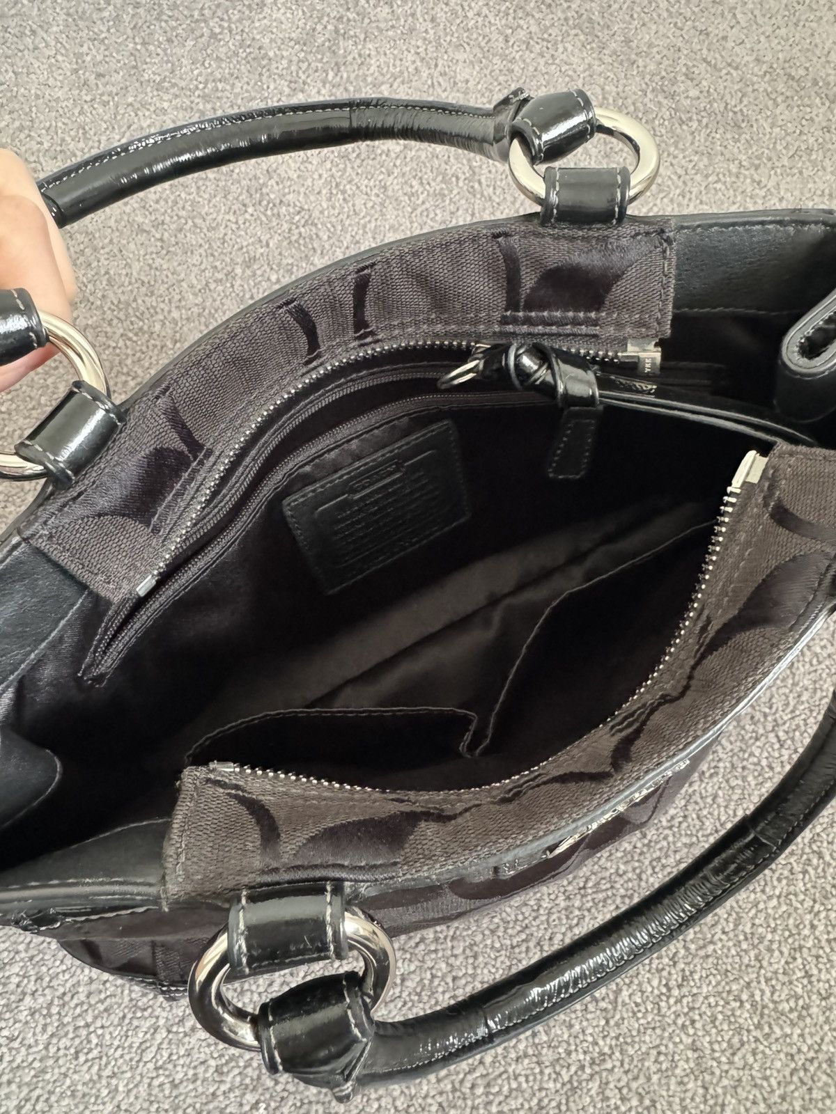 Coach Black fabric/leather Coach shoulder bag with silver buckles Size ONE SIZE - 4 Thumbnail