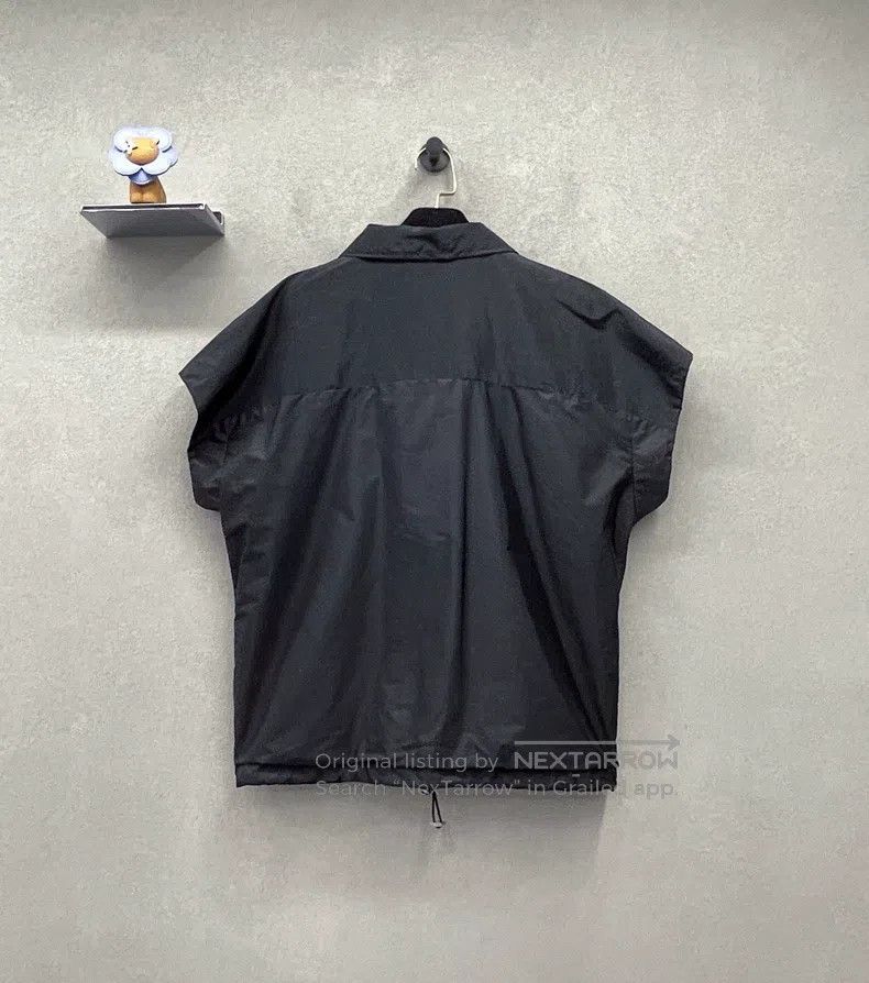 Chanel Chanel Black nylon vest Size S / US 4 / IT 40 - 2 Thumbnail