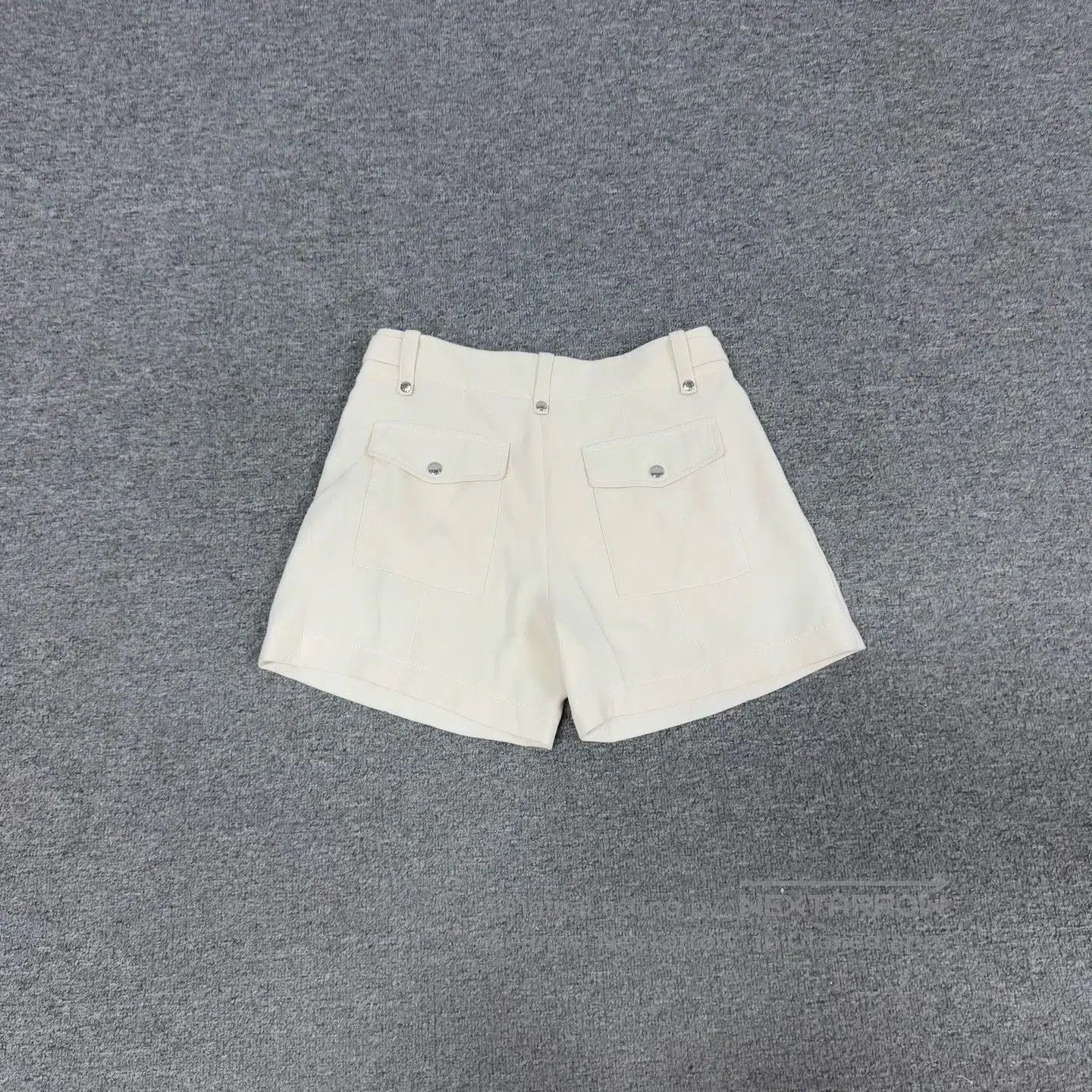 Louis Vuitton Louis Vuitton Beige Silver Buckle Suit Shorts. Size US 38 / EU 54 - 2 Thumbnail