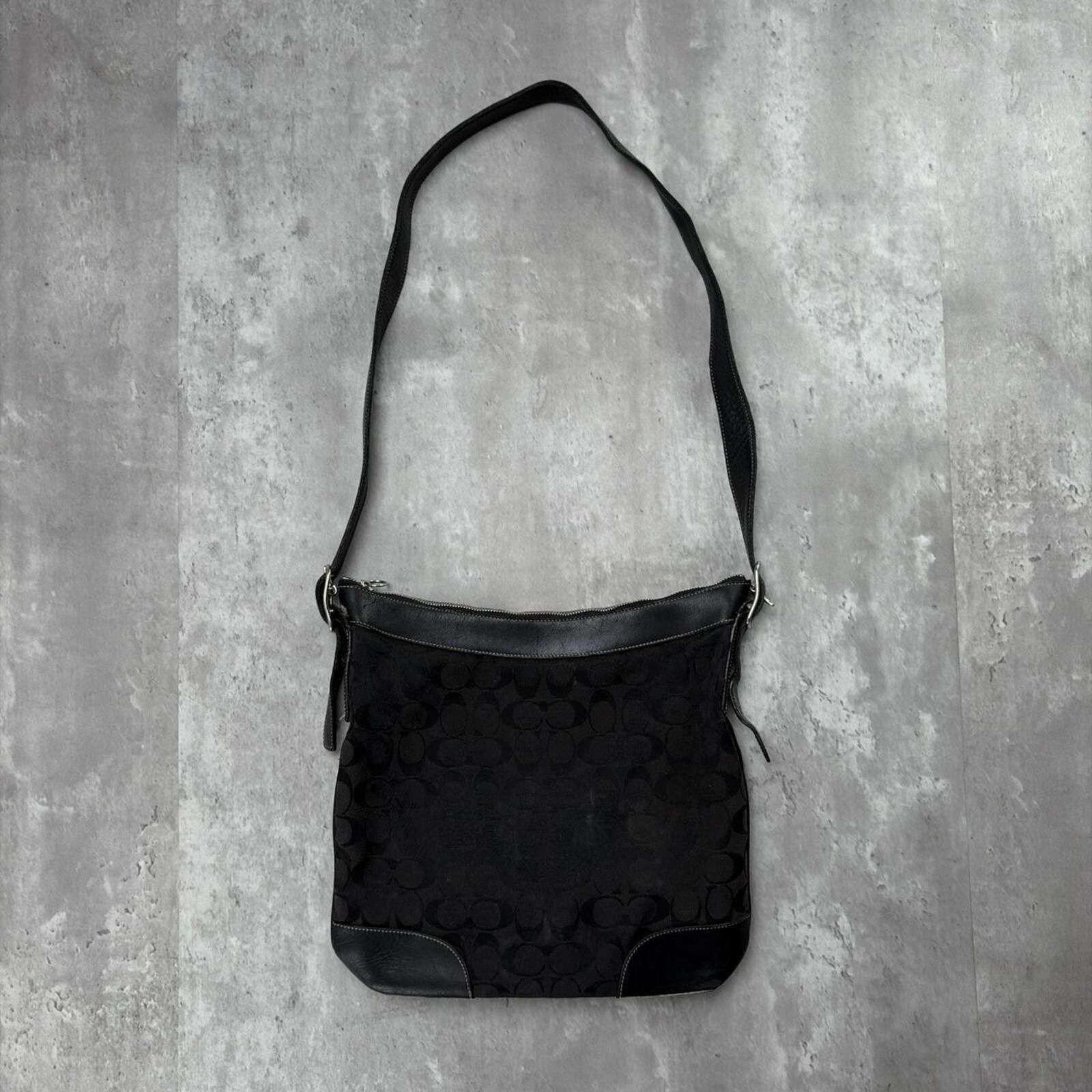 Coach Vintage Y2K Coach Black Signature Jacquard Hobo Shoulder Bag Size ONE SIZE - 1 Thumbnail