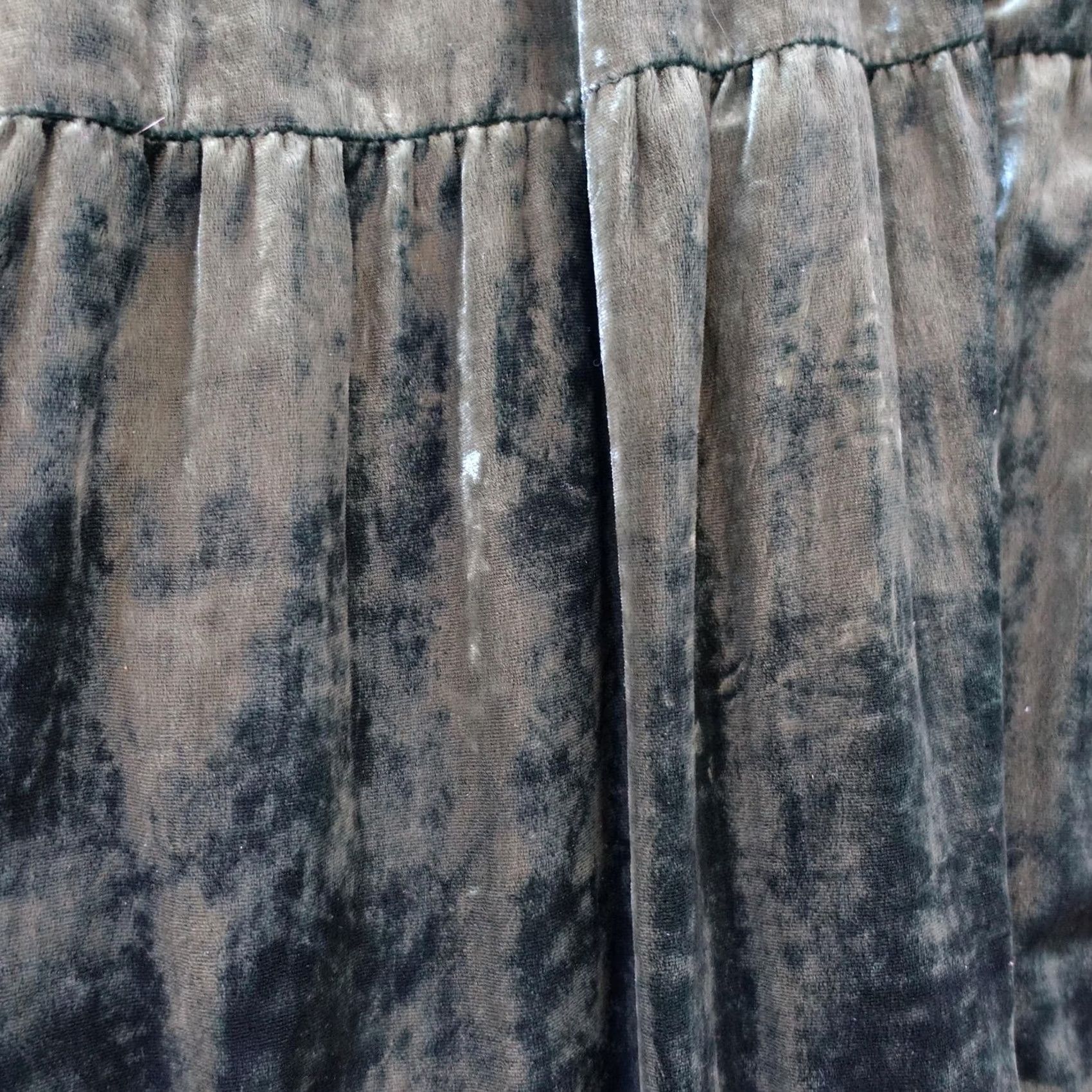 Anthropologie VINTAGE? No. Since not vintage, skip. Anthropologie Dress Womens Medium Green Velvet Maxi Puff Sleeve Pockets Formal Size M / US 6-8 / IT 42-44 - 6 Thumbnail