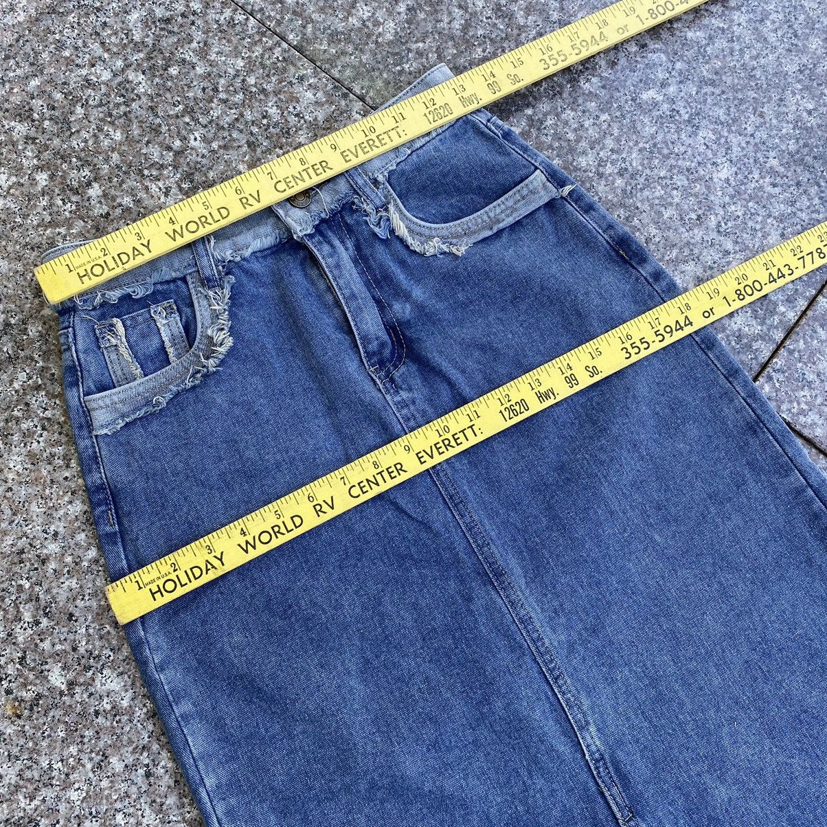 Icicle denim skirt