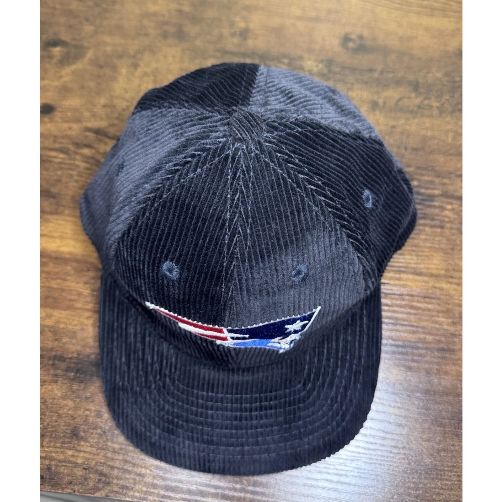 Logo Athletic Vintage Patriots Logo Athletic Corduroy Strapback Hat Size ONE SIZE - 8 Thumbnail