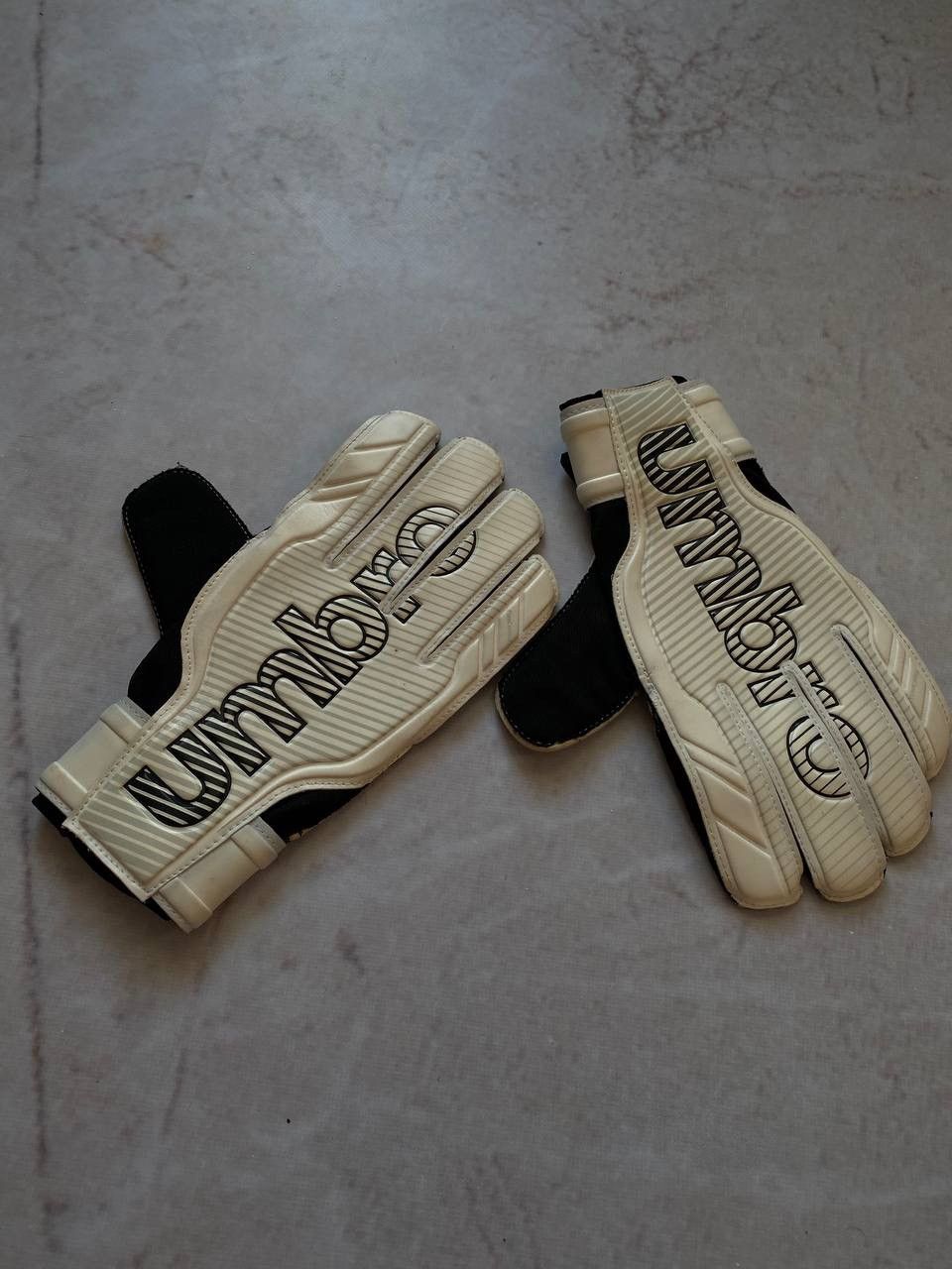 Umbro × Vintage Vintage Umbro Goalkeeper Gloves Size ONE SIZE - 2 Thumbnail