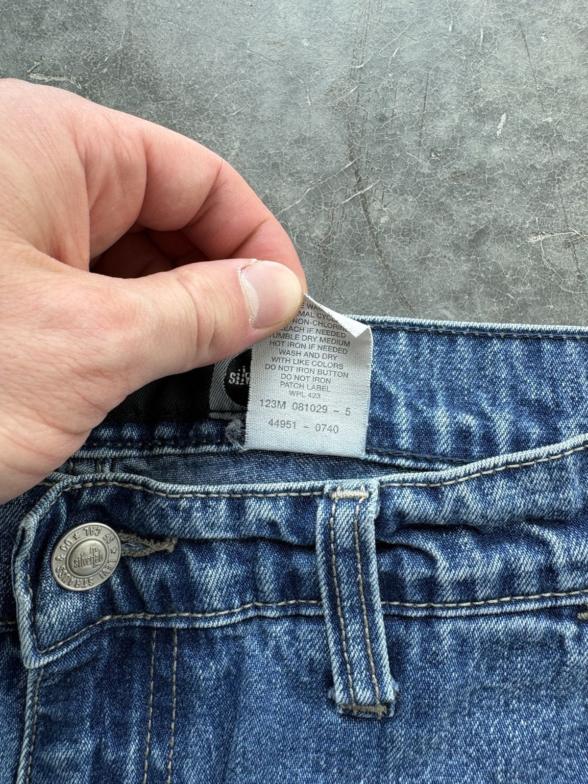 Levi's Vintage 90s Levis Silvertab Cargo Jeans 31x32 Baggy Skater Size US 31 - 4 Thumbnail