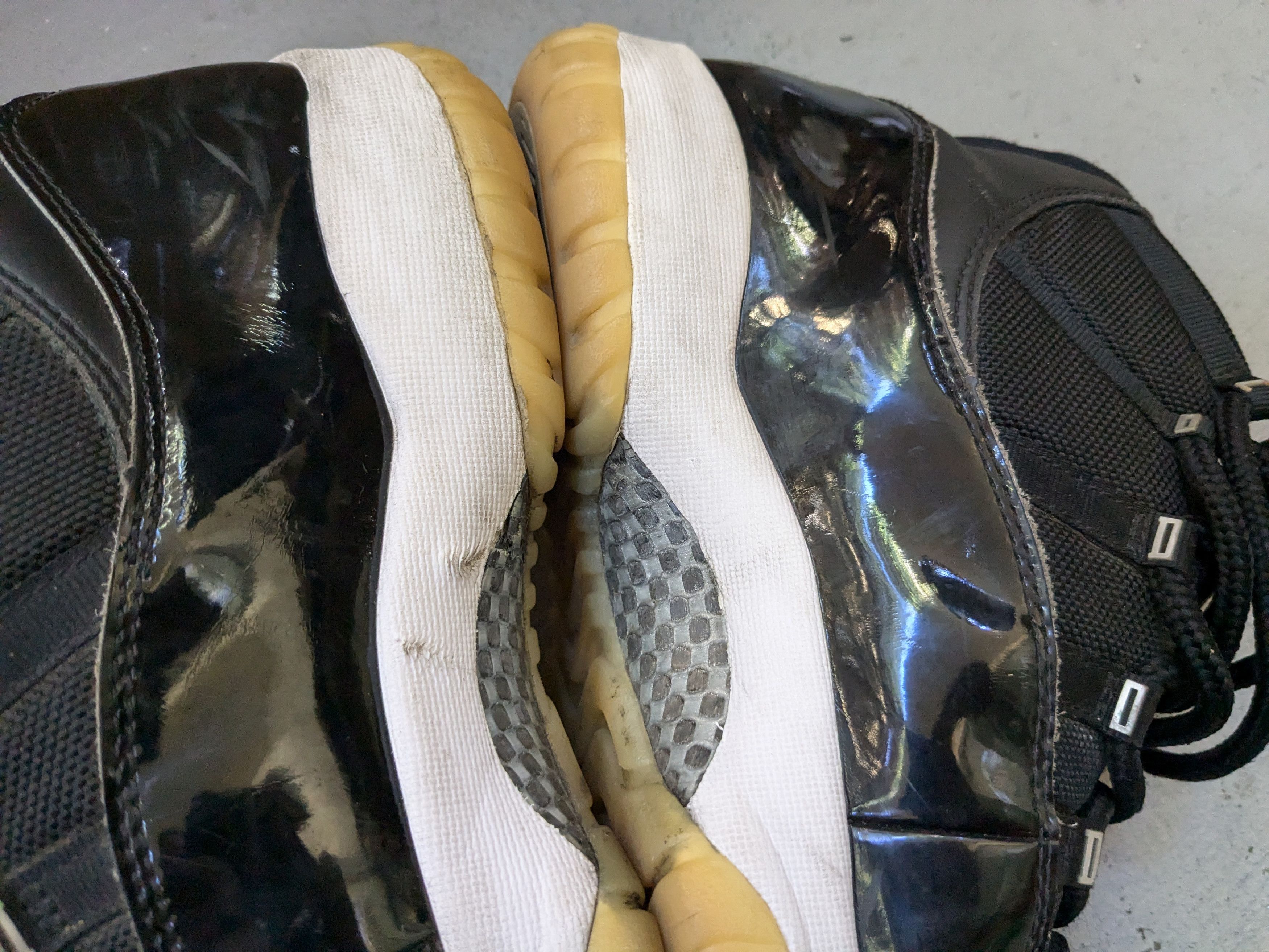 Jordan Brand × Nike Nike Air Jordan 11 Retro High Jubilee 25th Anniversary Size US 11 / EU 44 - 9 Thumbnail
