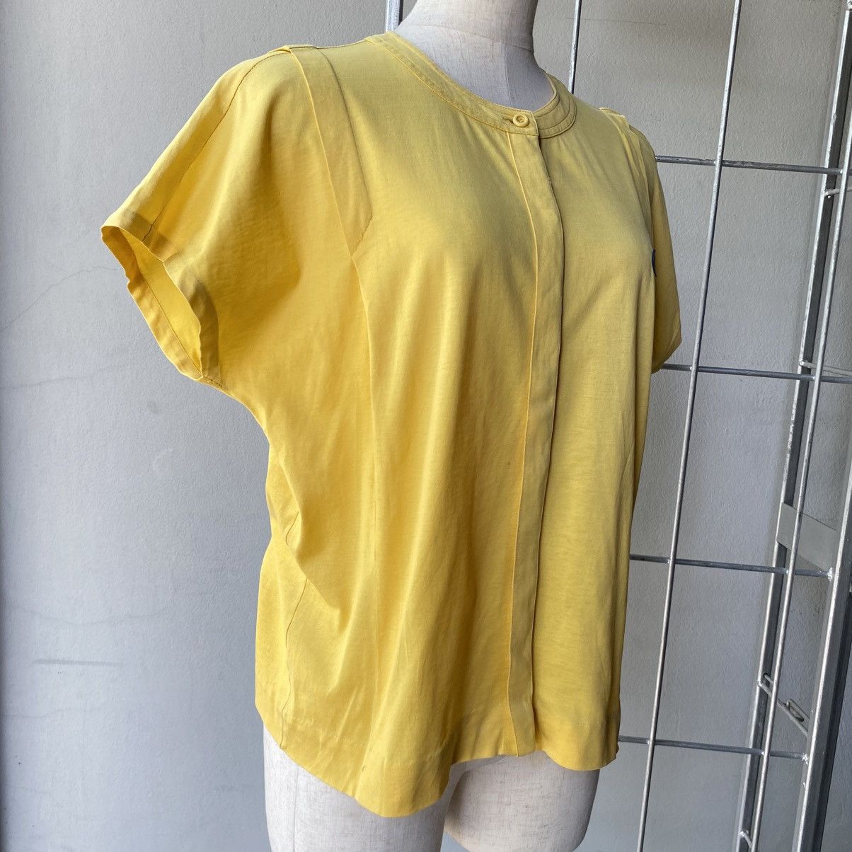 Dior Christian Dior Soft Yellow Buttoned Blouse Size M / US 6-8 / IT 42-44 - 12 Thumbnail
