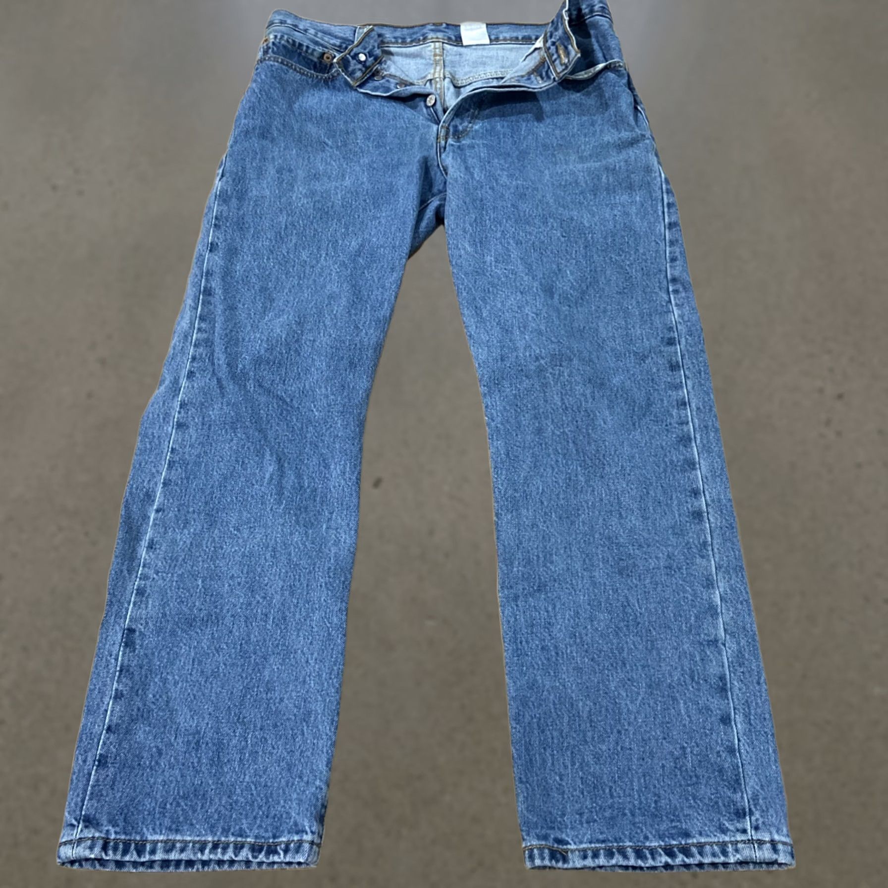 Levi's VINTAGE Levi's 501 XX Jeans Men 33x30 Button Fly Medium Wash Regular 5-Pocket Denim Blue 90s Style Size US 33 - 1 Thumbnail