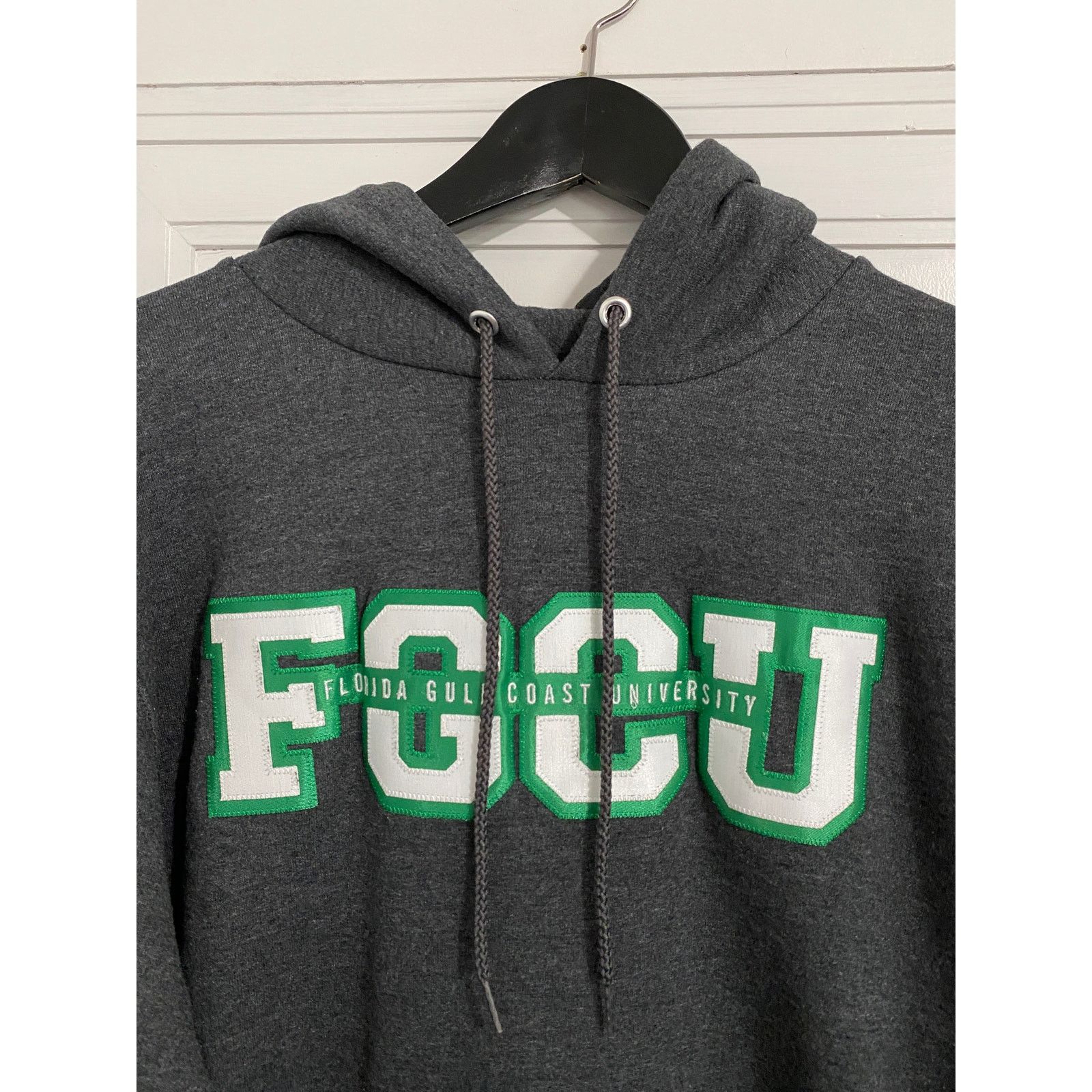 Champion Florida Gulf Coast University FGCU Eagles Stitched Hoodie- S Size US S / EU 44-46 / 1 - 2 Thumbnail