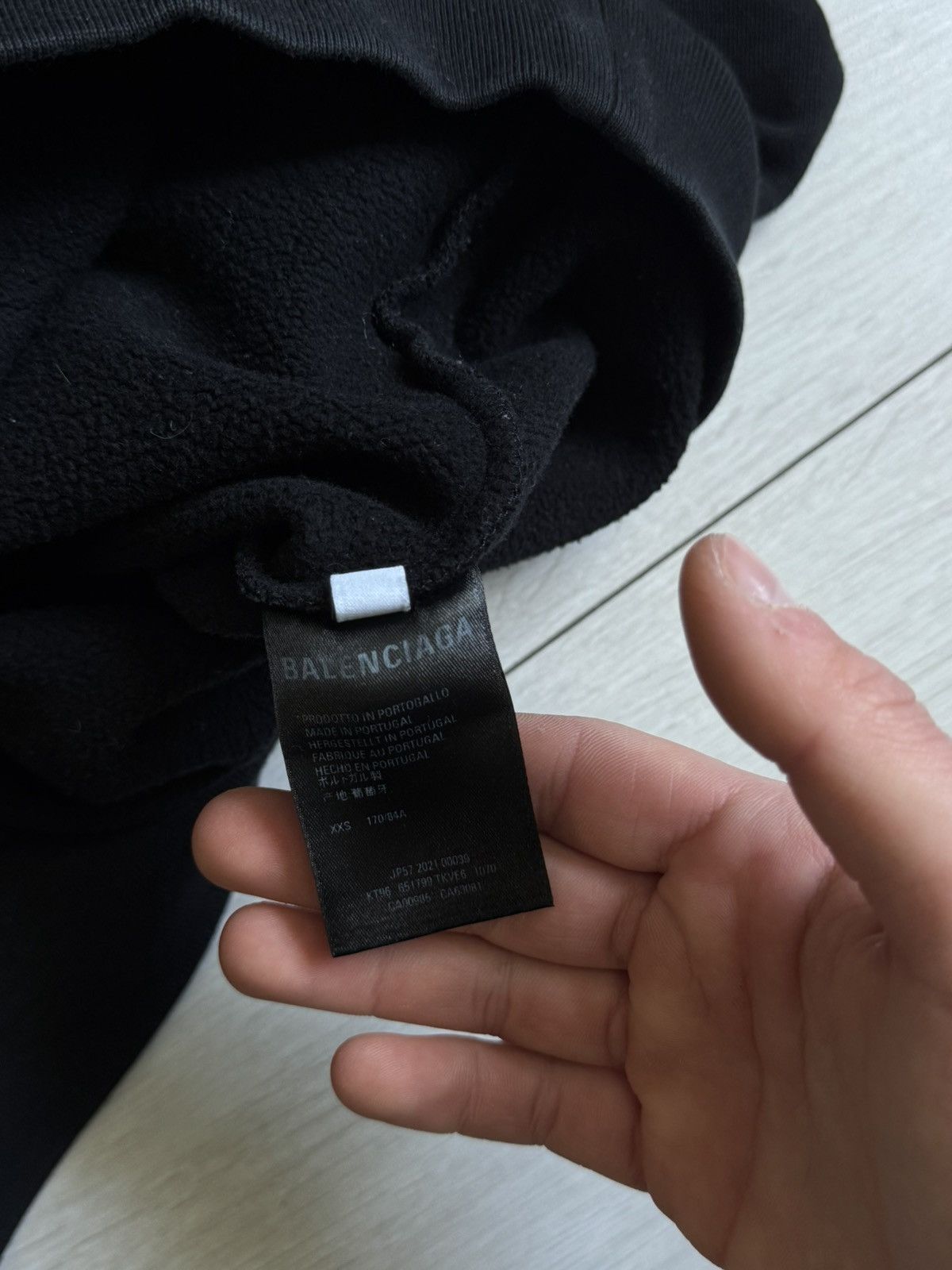 Balenciaga Balenciaga Unifit Barcode Logo Ovesized Hoodie Size US L / EU 52-54 / 3 - 16 Thumbnail