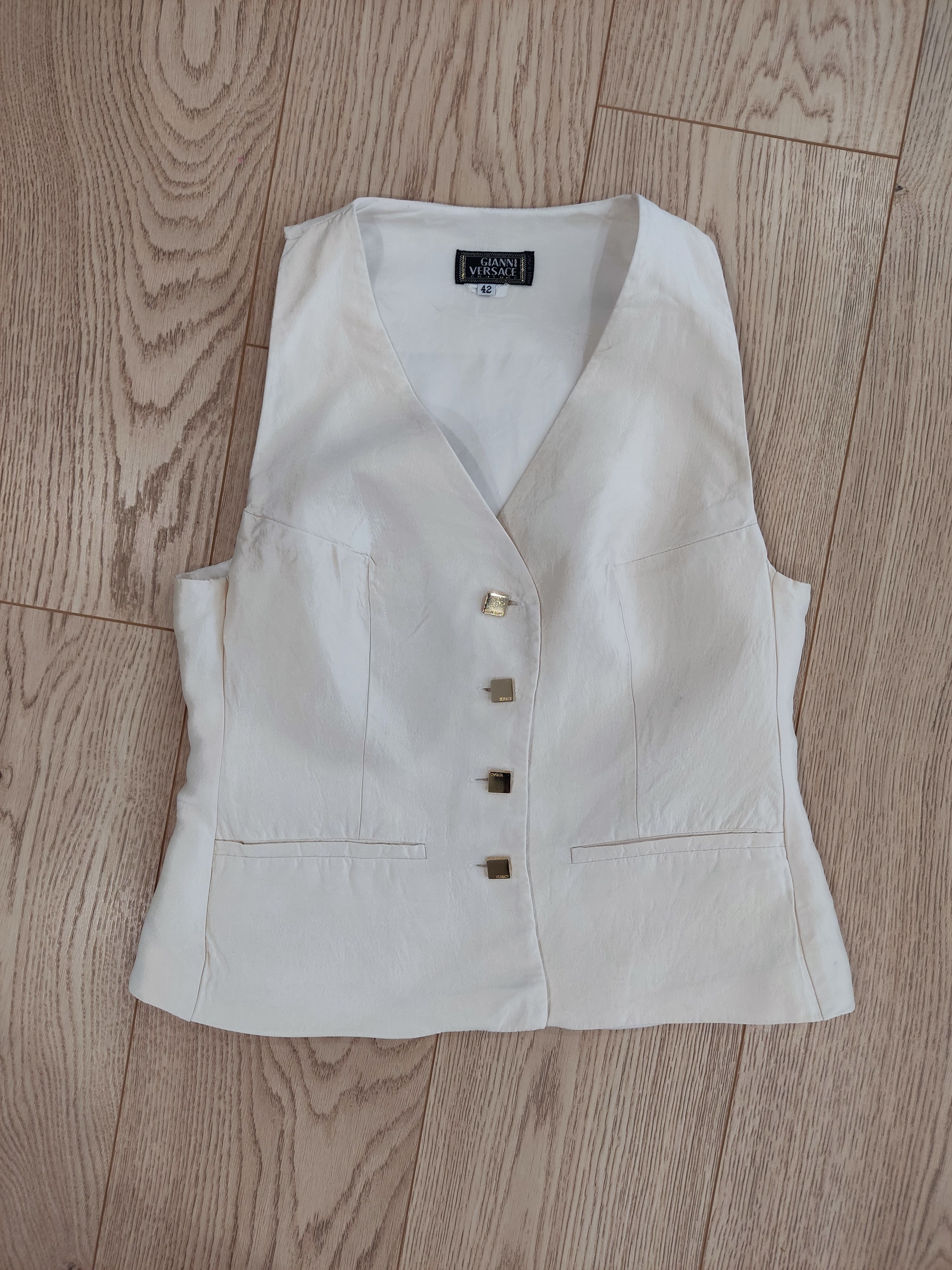 Versace Silk Vest Gianni Versace Size S / US 4 / IT 40 - 2 Thumbnail