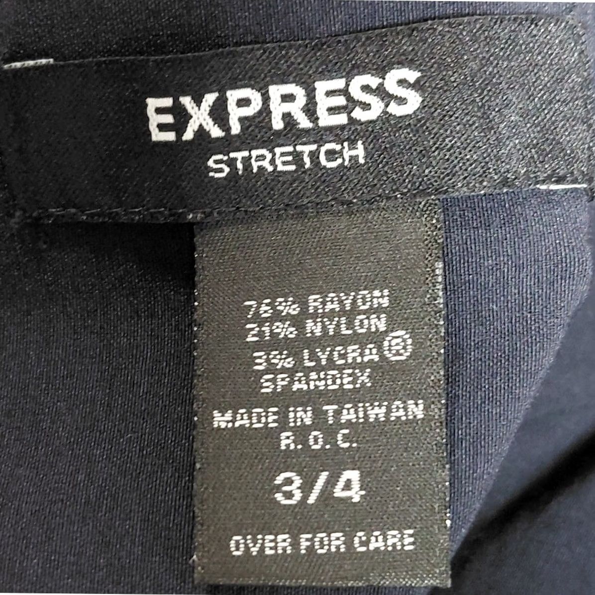 Express EXPRESS STRETCH Navy Dress Solid Sleeveless Knee Length Women Size 4 Size S / US 4 / IT 40 - 3 Thumbnail