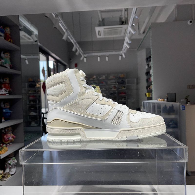 Louis Vuitton Louis Vuitton High-Top Basketball Trainers for Men -2508 Size US 8.5 / EU 41-42 - 7 Thumbnail