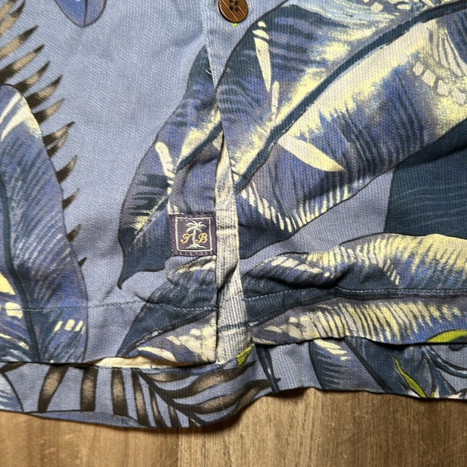 Tommy Bahama Tommy Bahama Original Fit Hawaiian Silk Short Sleeve - Large Size US L / EU 52-54 / 3 - 5 Thumbnail