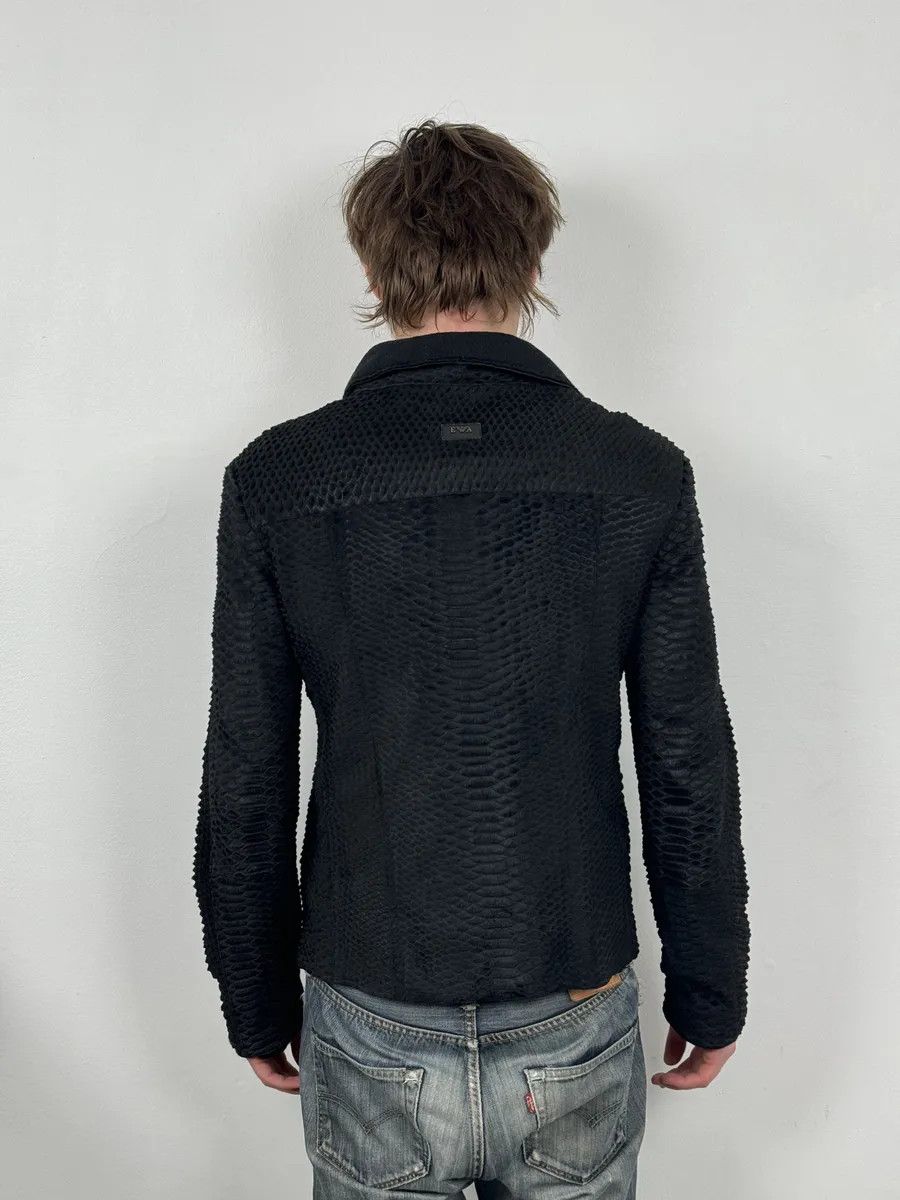 Emporio Armani AW2010 Emporio Armani Asymmetrical Black Crocodile Embossed Leather Jacket Size US M / EU 48-50 / 2 - 5 Thumbnail