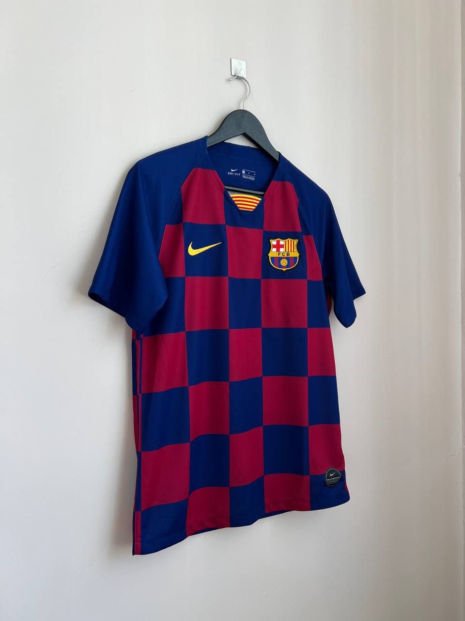 Nike BARCELONA NIKE 2019 2020 HOME FOOTBALL JERSEY Size US M / EU 48-50 / 2 - 2 Thumbnail