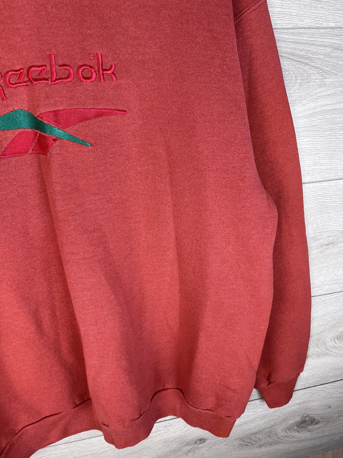 Reebok Vintage men’s sweater Reebok size Xl y2k sport Size US XL / EU 56 / 4 - 8 Thumbnail