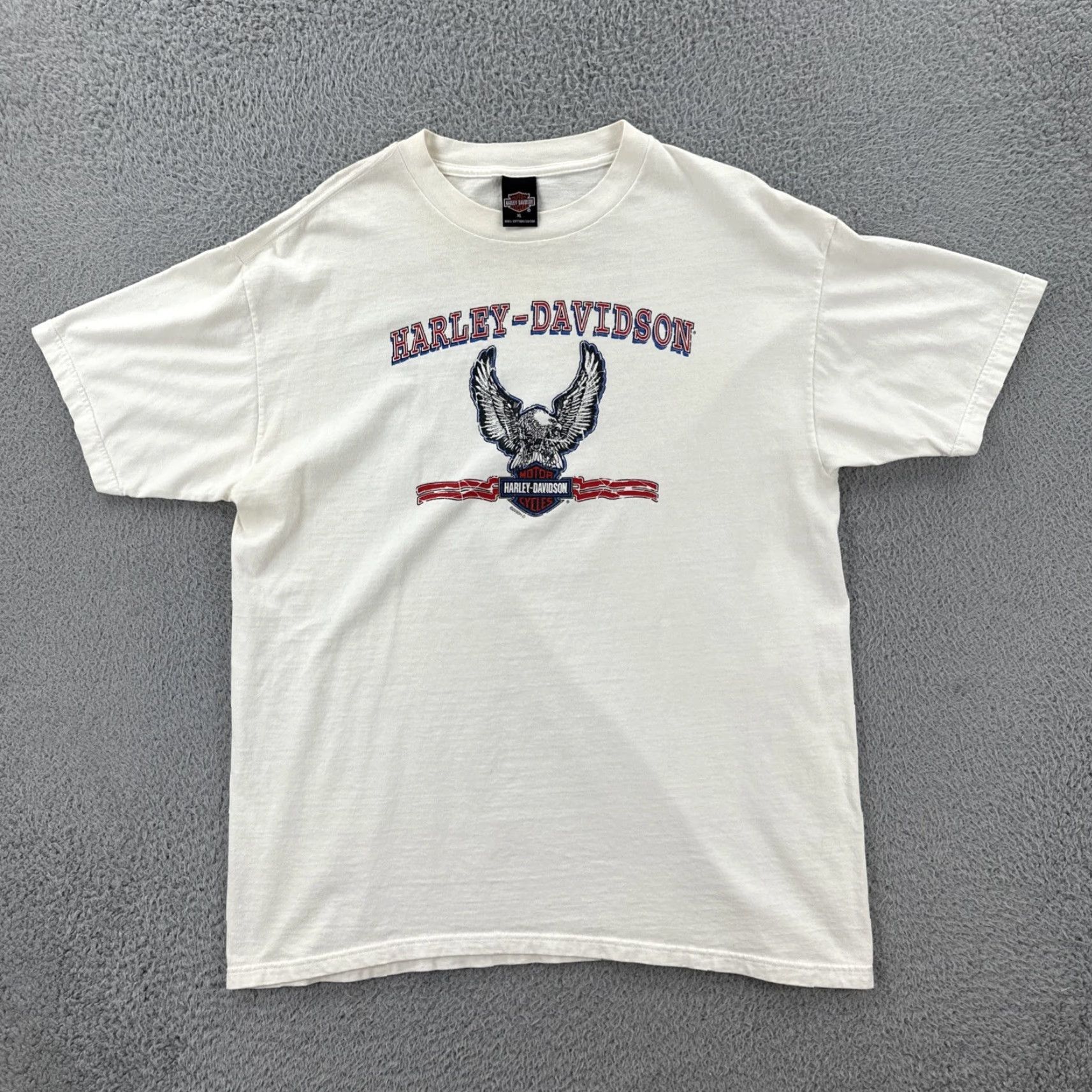 Harley Davidson VINTAGE Harley-Davidson Motorcycles Mens XL White T Shirt Chandler Arizona Y2K Size US XL / EU 56 / 4 - 2 Thumbnail