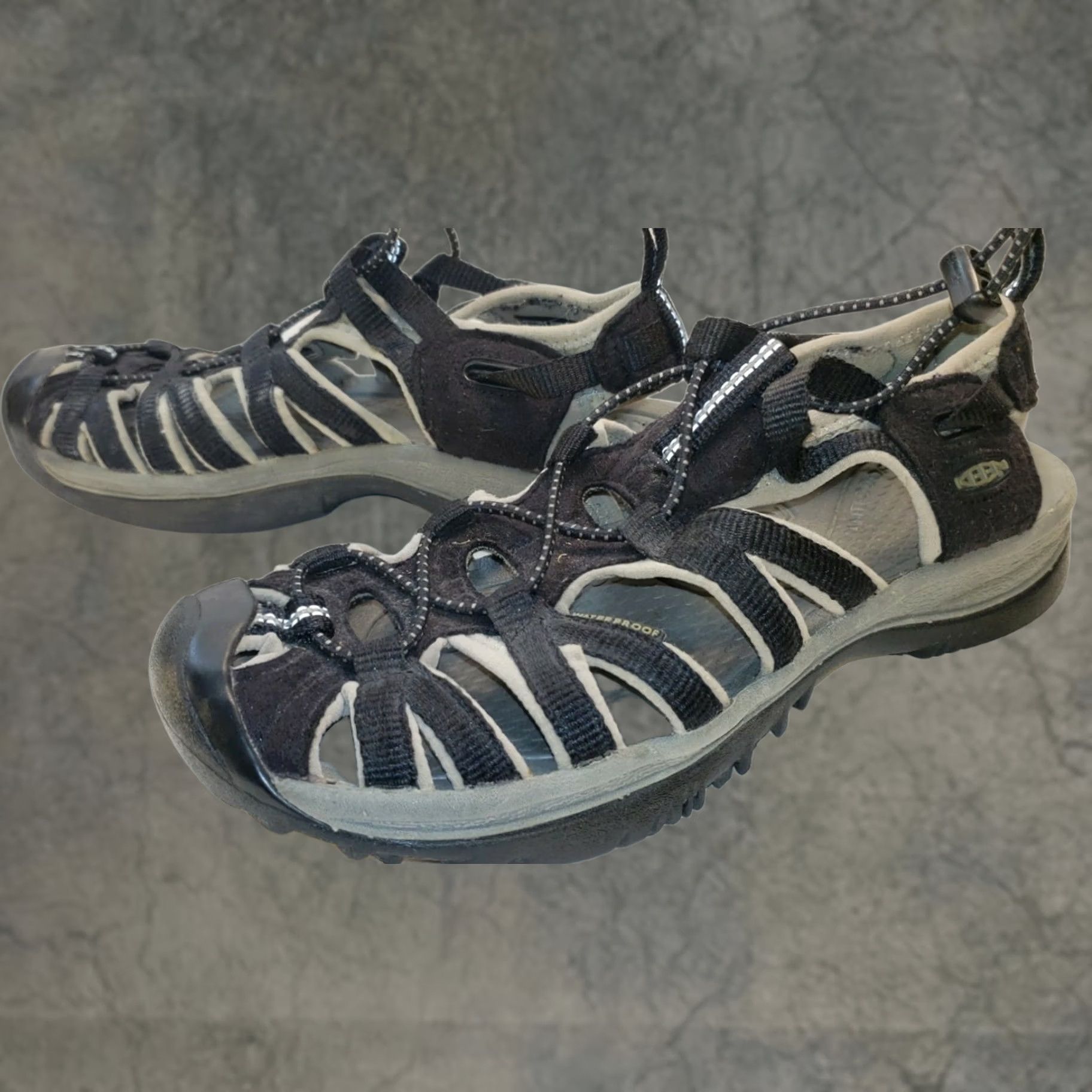 KEEN Keen Whisper Sandals Women's 7.5M 38EU Black Outdoor Sport Sandals Cushioned Arch Support Elastic Laces Toggle Takeup Size US 8 / IT 38 - 1 Thumbnail