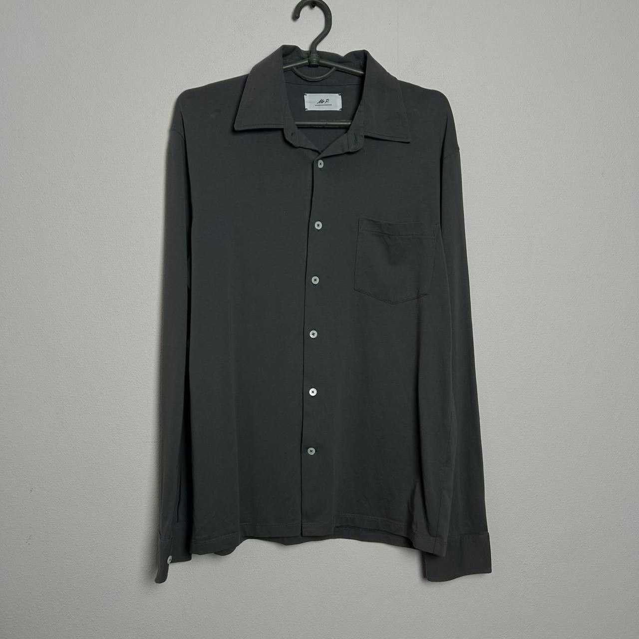 Designer Mr P. Basic Streetwear oldmoney button longsleeve