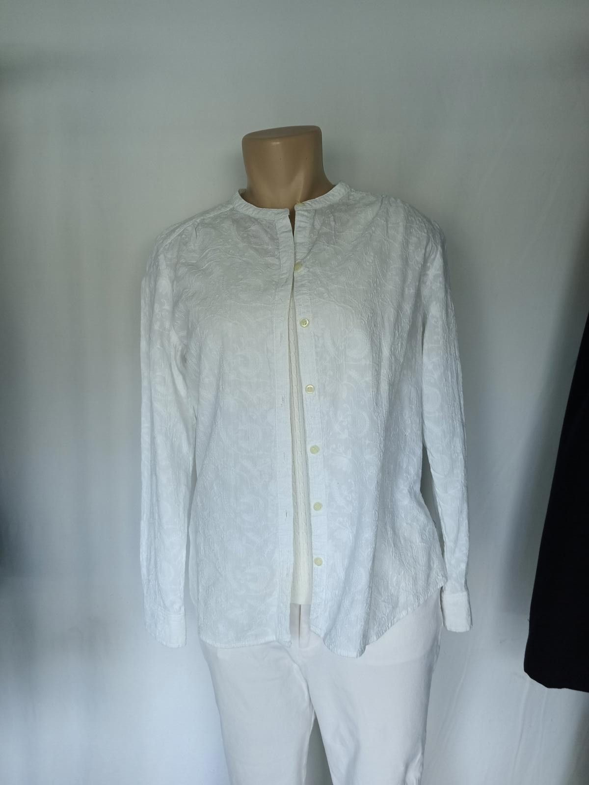 Designer Stylish White Embroidered Button-Up Shirt Size L / US 10 / IT 46 - 3 Thumbnail