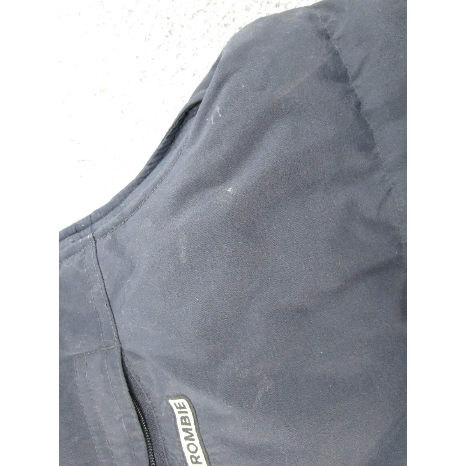 Abercrombie & Fitch VINTAGE Abercrombie & Fitch Mens L Reversible Puffer Vest Nylon Zip Duck Down Blue 80s 90s Retro Outdoor Logo Mens Size US L / EU 52-54 / 3 - 4 Thumbnail