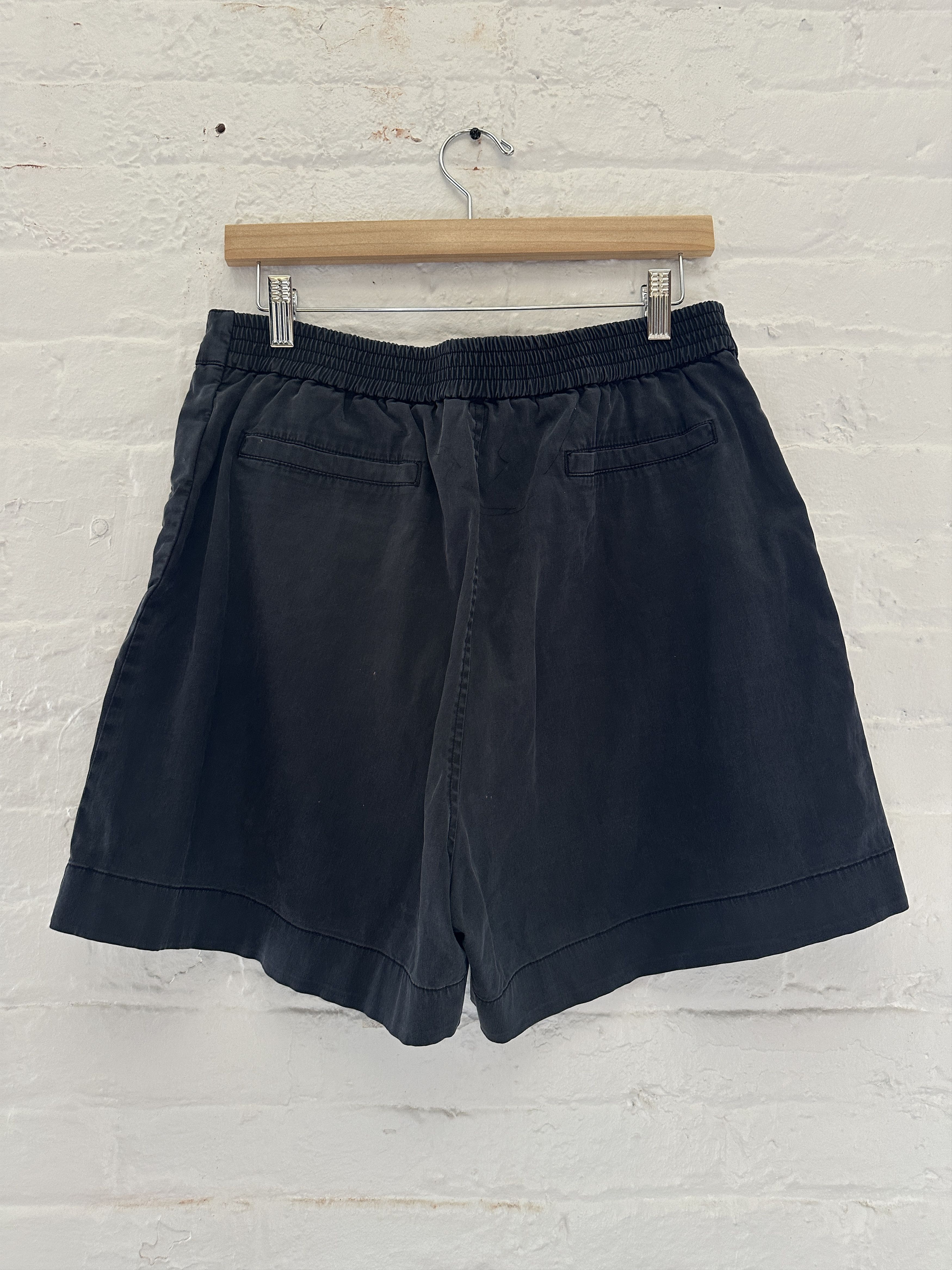 1017 ALYX 9SM TACTICAL SHORTS ショーツ 1017 ALYX 9SM - Tactical Shorts | HBX